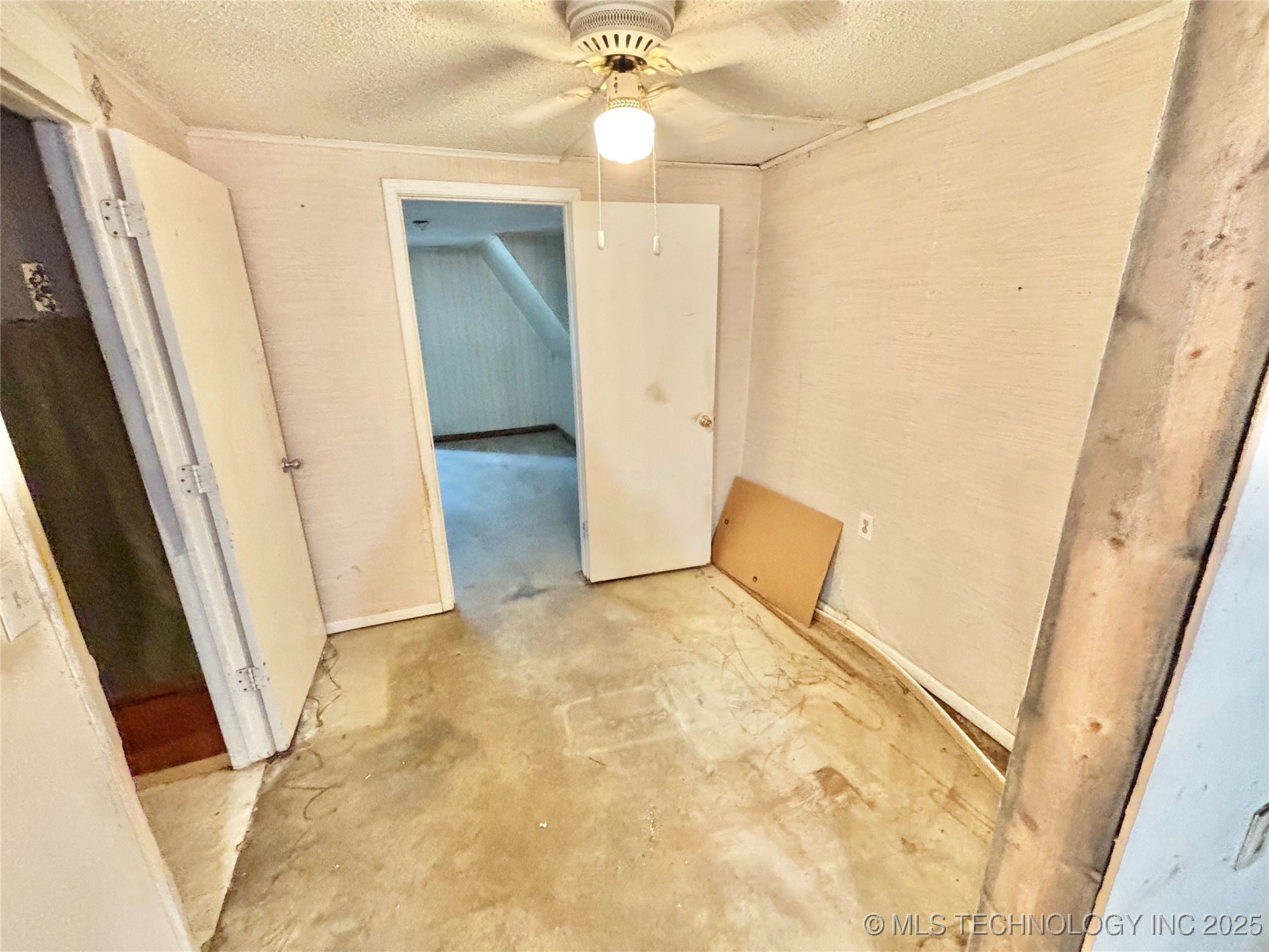 30813 W Beaver Mountain Road Property Photo 11