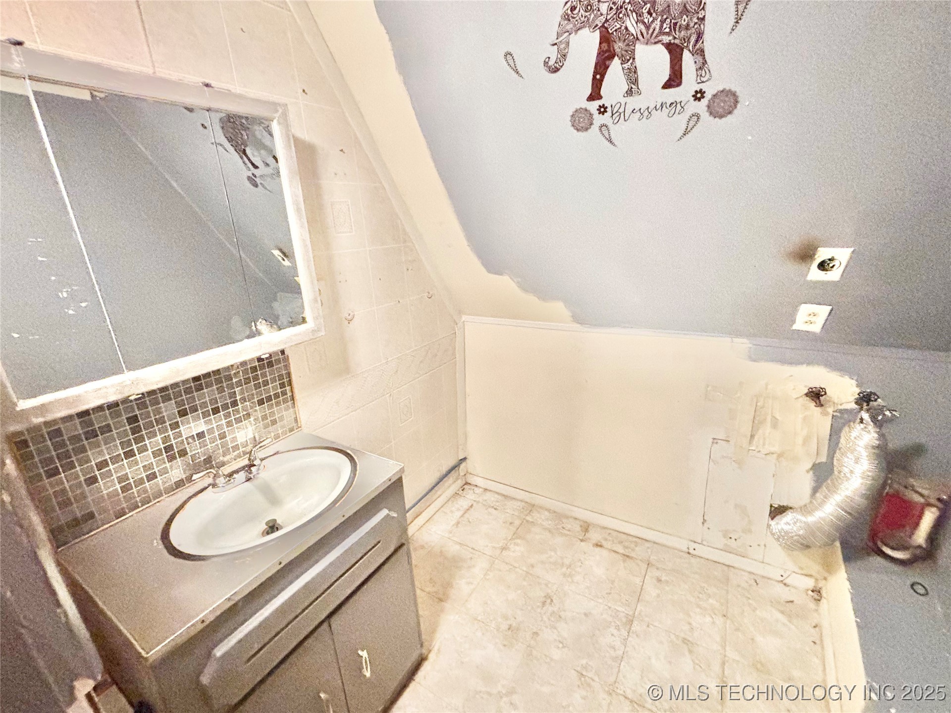 30813 W Beaver Mountain Road Property Photo 14