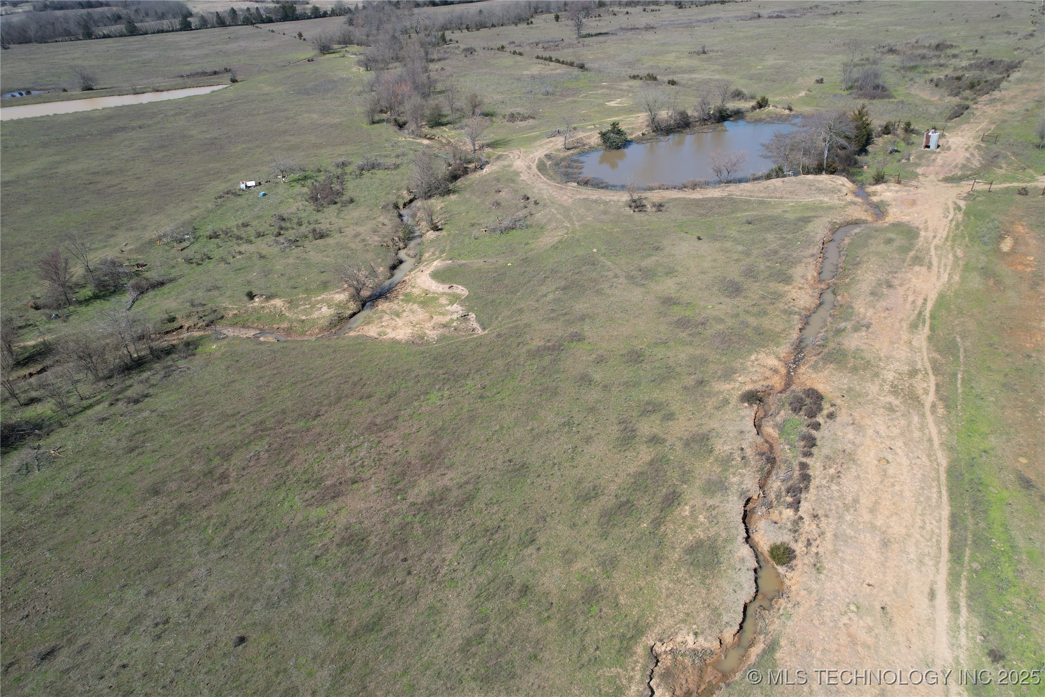 Nw Maple Property Photo 17