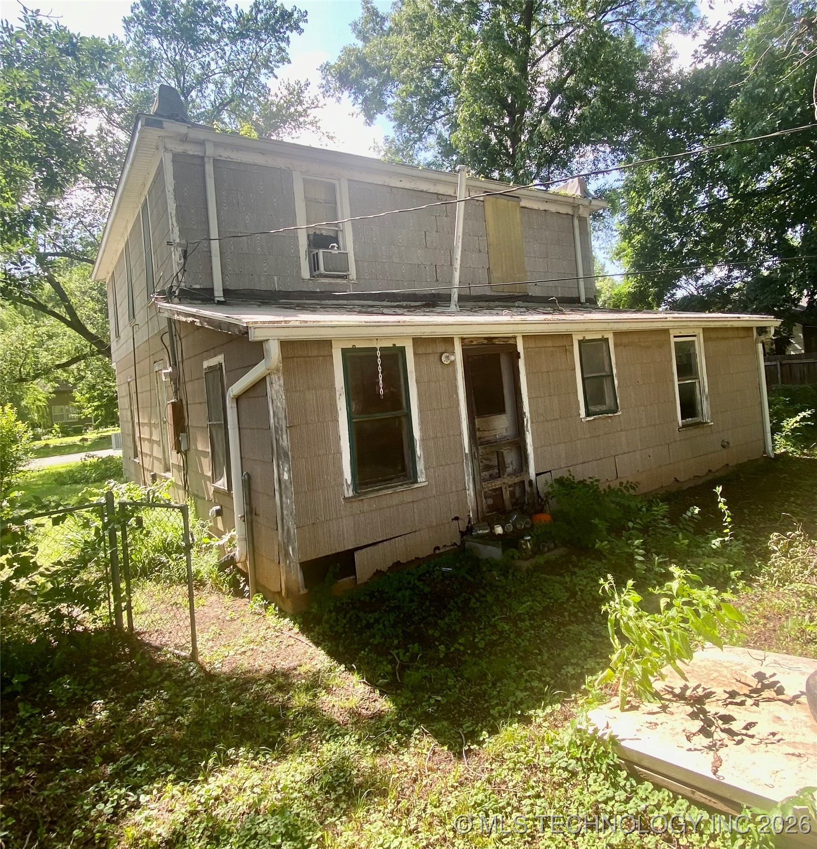 103 S Dunlap Street Property Photo 8