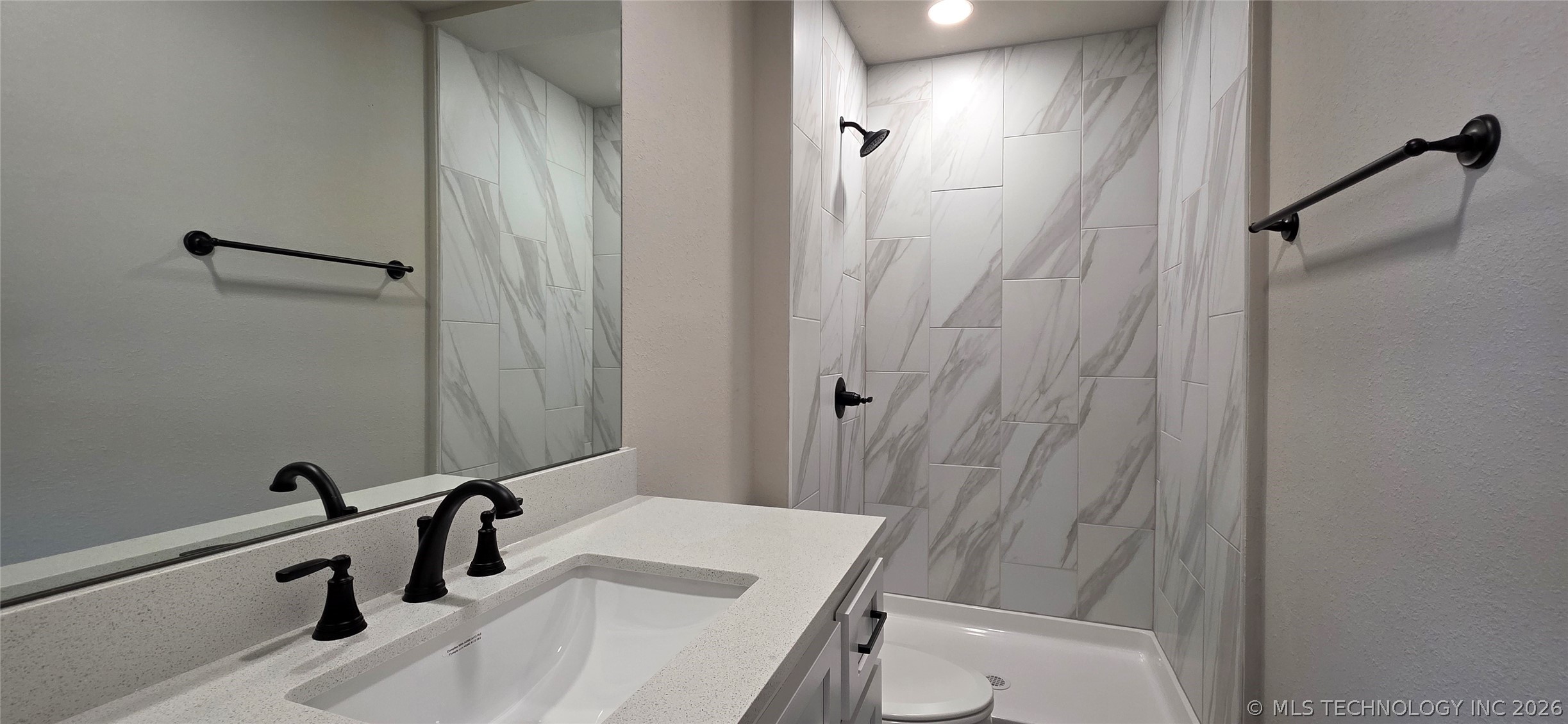 14505 S 145th East Avenue Property Photo 19