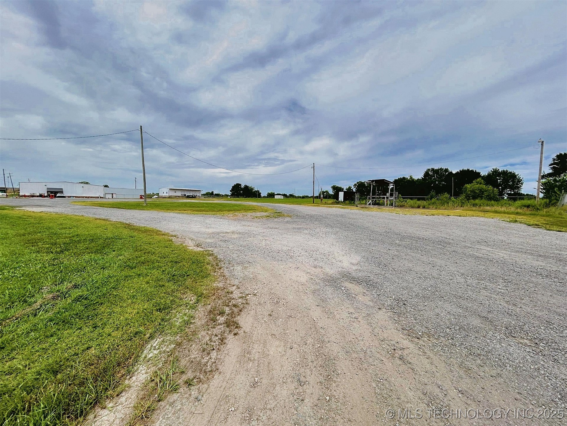 120 W Peak Boulevard Property Photo 13