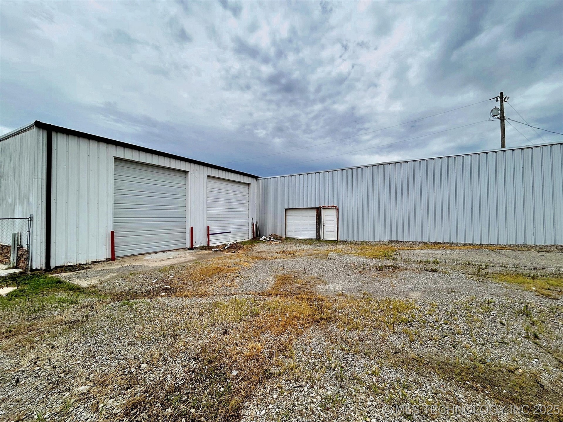 120 W Peak Boulevard Property Photo 21