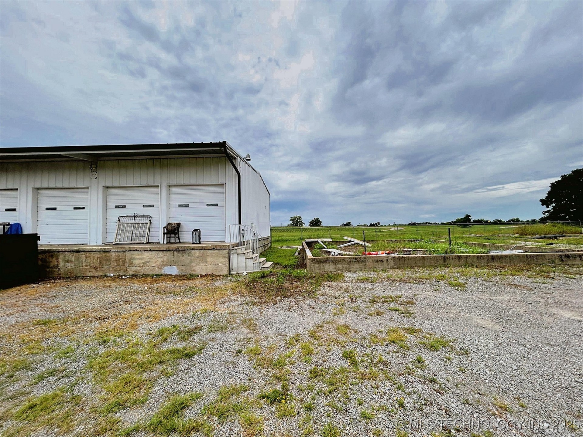 120 W Peak Boulevard Property Photo 26