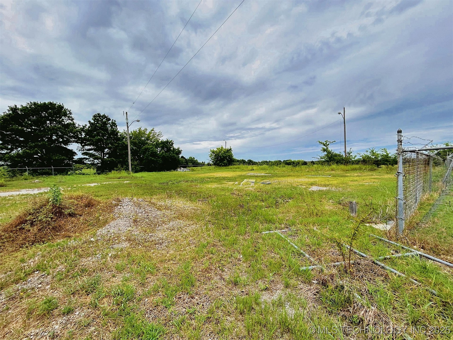 120 W Peak Boulevard Property Photo 31