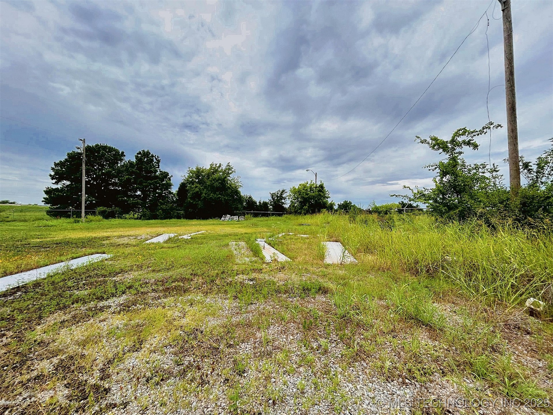 120 W Peak Boulevard Property Photo 32