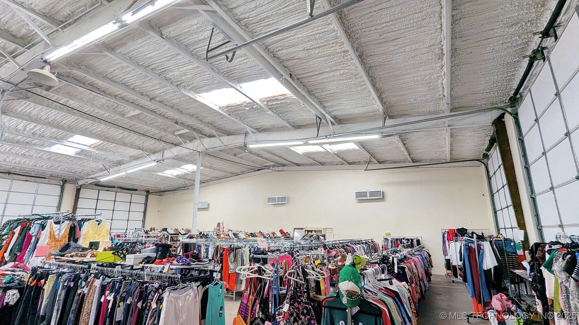 120 W Peak Boulevard Property Photo 37