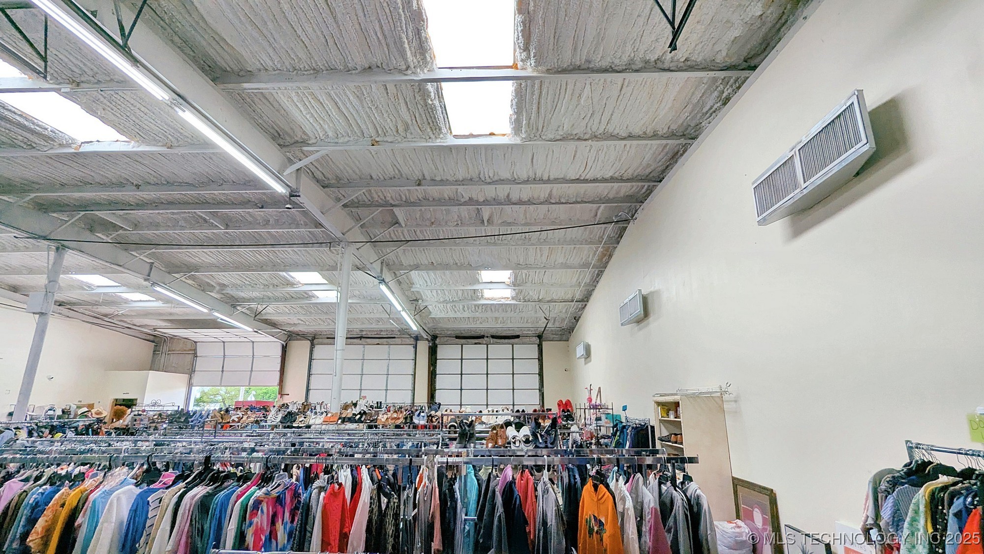 120 W Peak Boulevard Property Photo 39