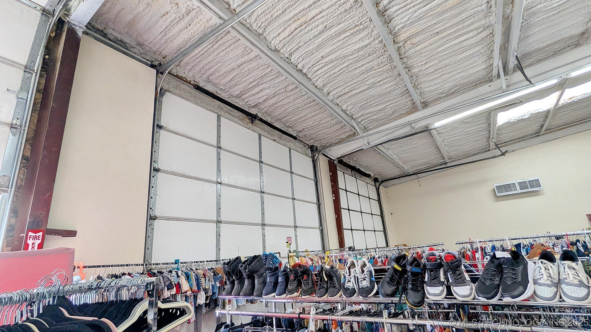 120 W Peak Boulevard Property Photo 45