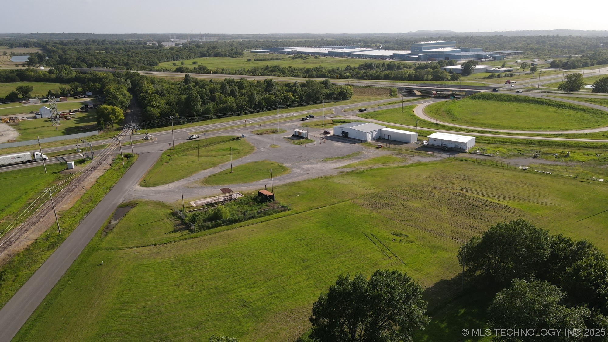 120 W Peak Boulevard Property Photo 58