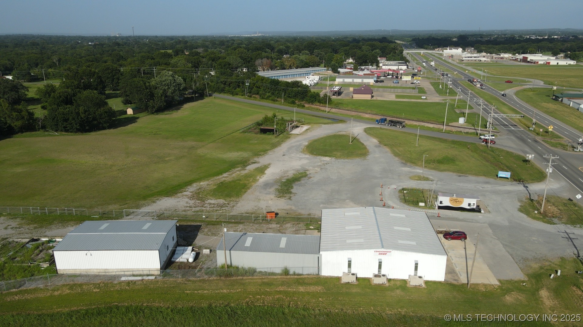 120 W Peak Boulevard Property Photo 65