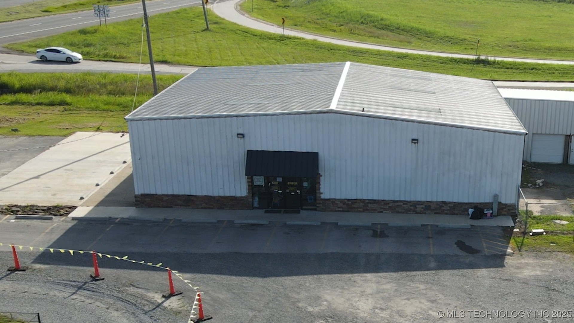 120 W Peak Boulevard Property Photo 70