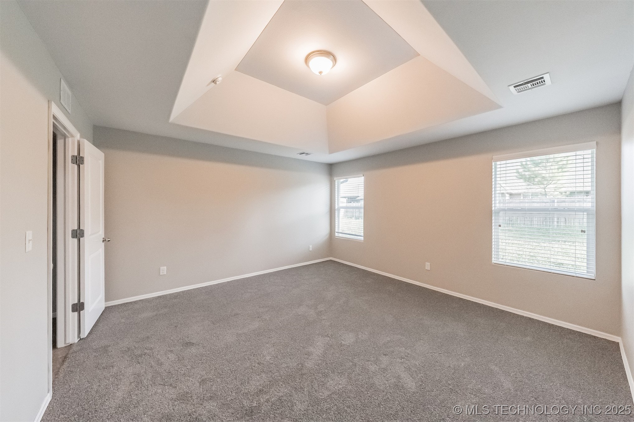 17409 E 44th Street S Property Photo 13