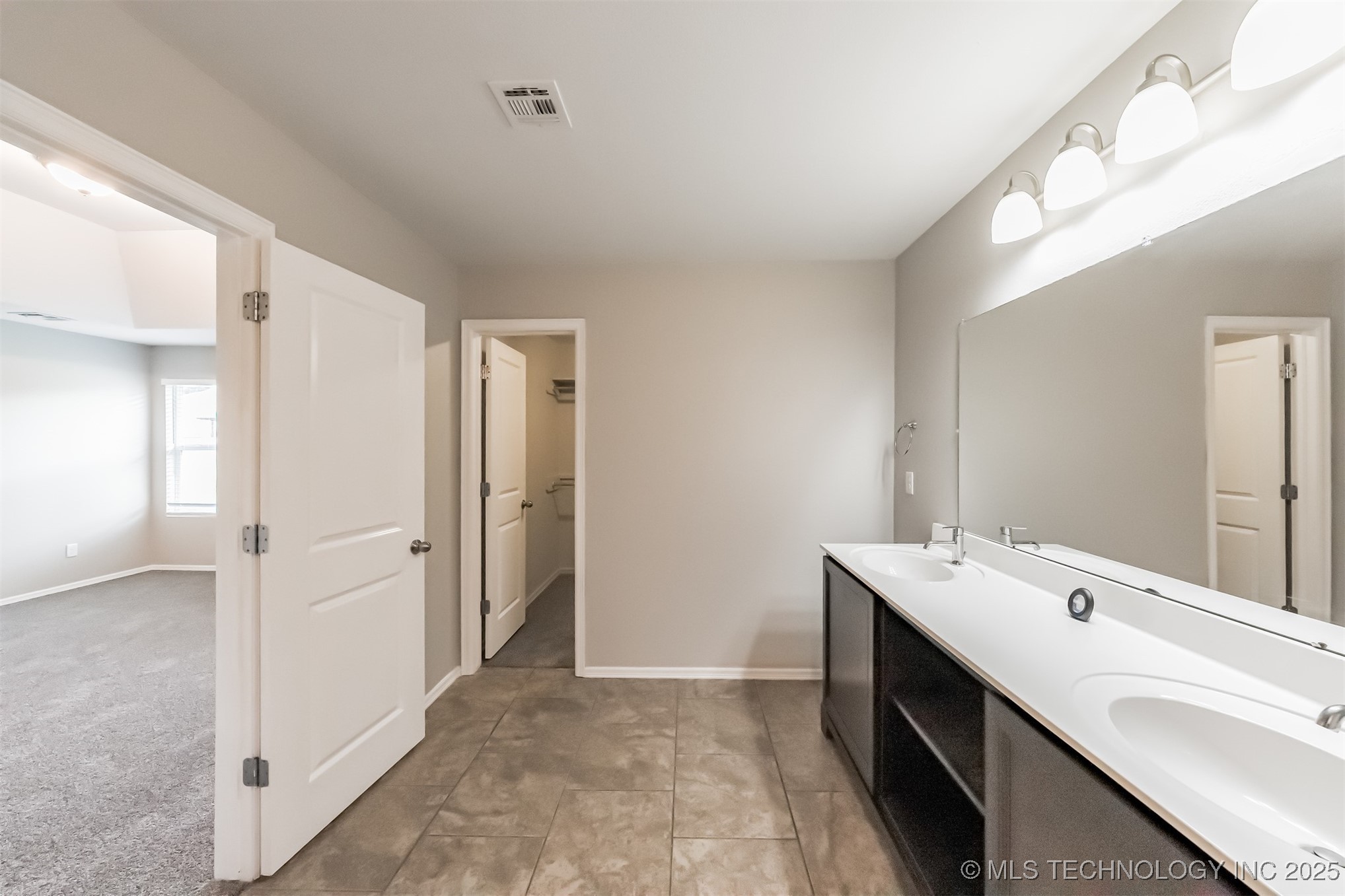 17409 E 44th Street S Property Photo 16