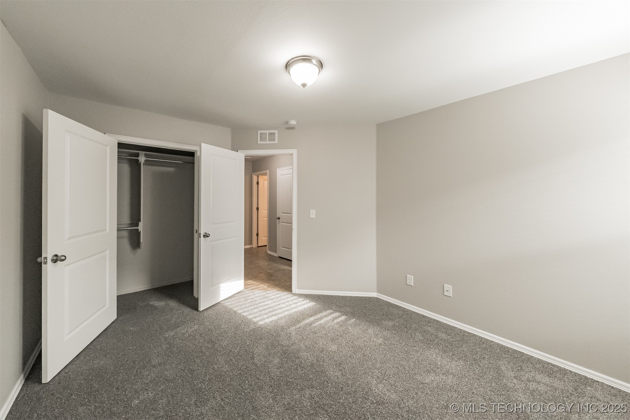 17409 E 44th Street S Property Photo 21