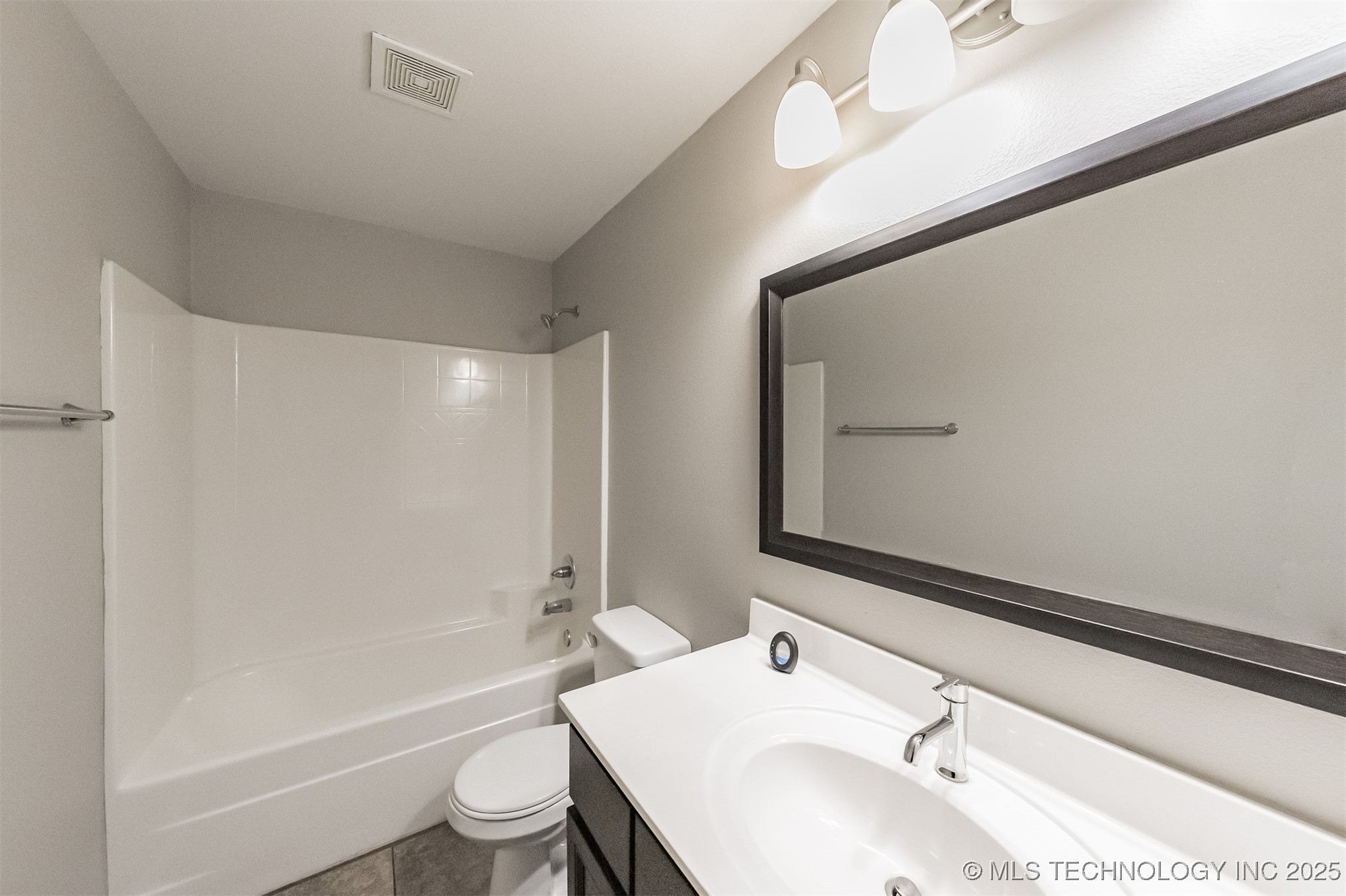 17409 E 44th Street S Property Photo 22