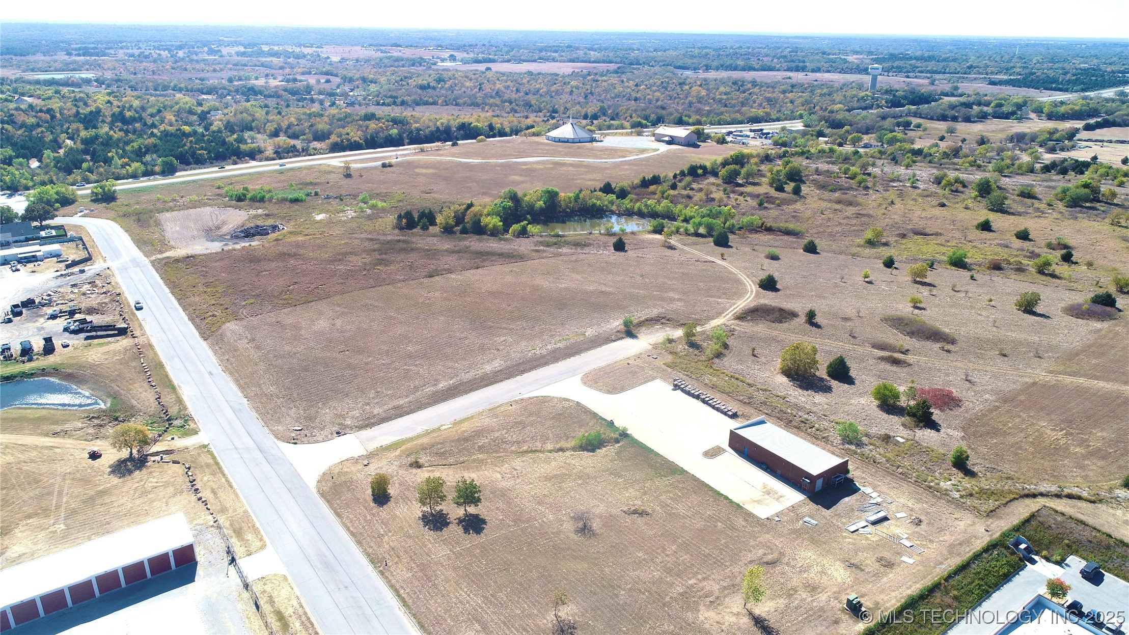 320 Travertine Property Photo 3