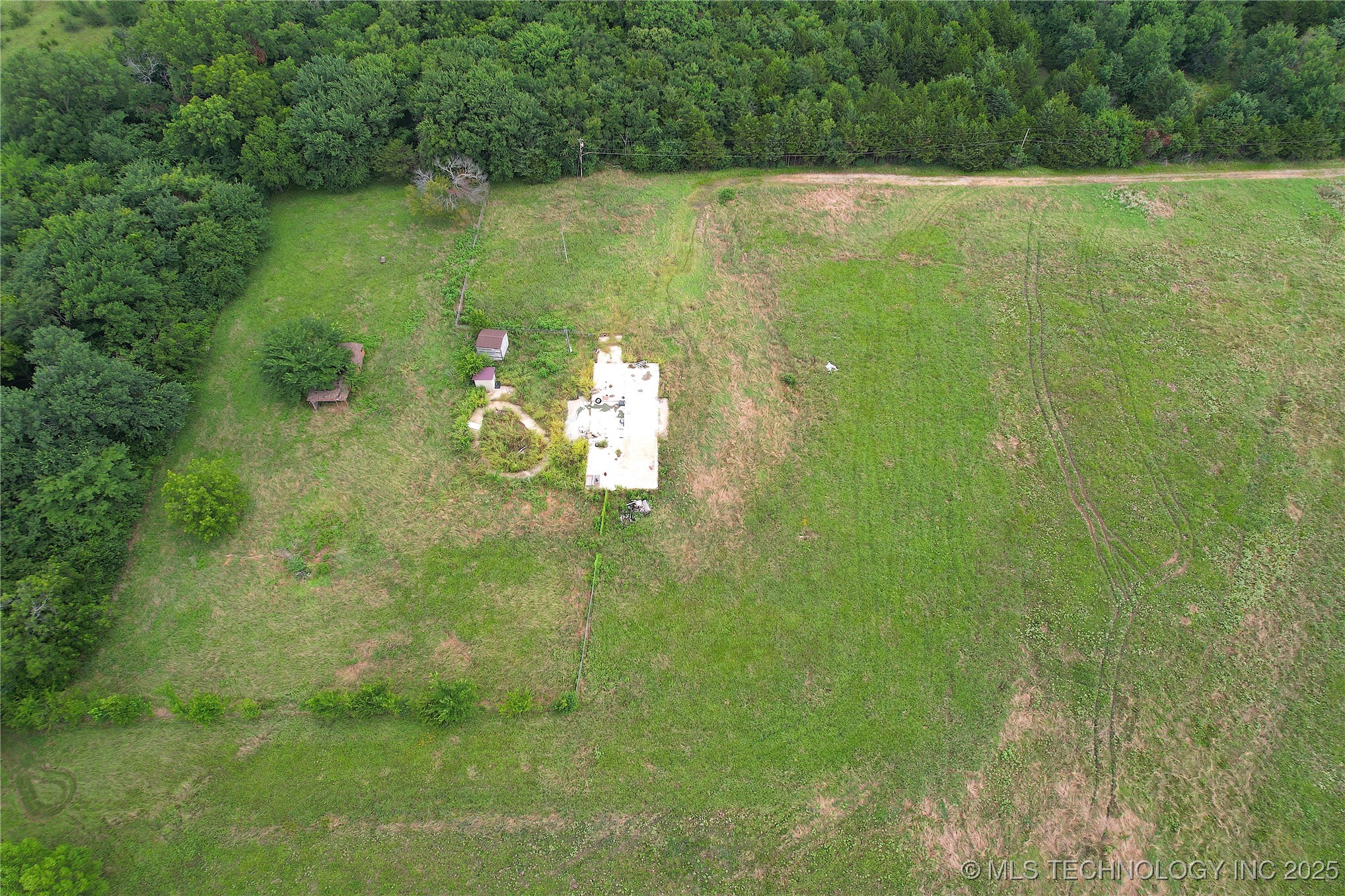 6365 Us-69 Property Photo 4