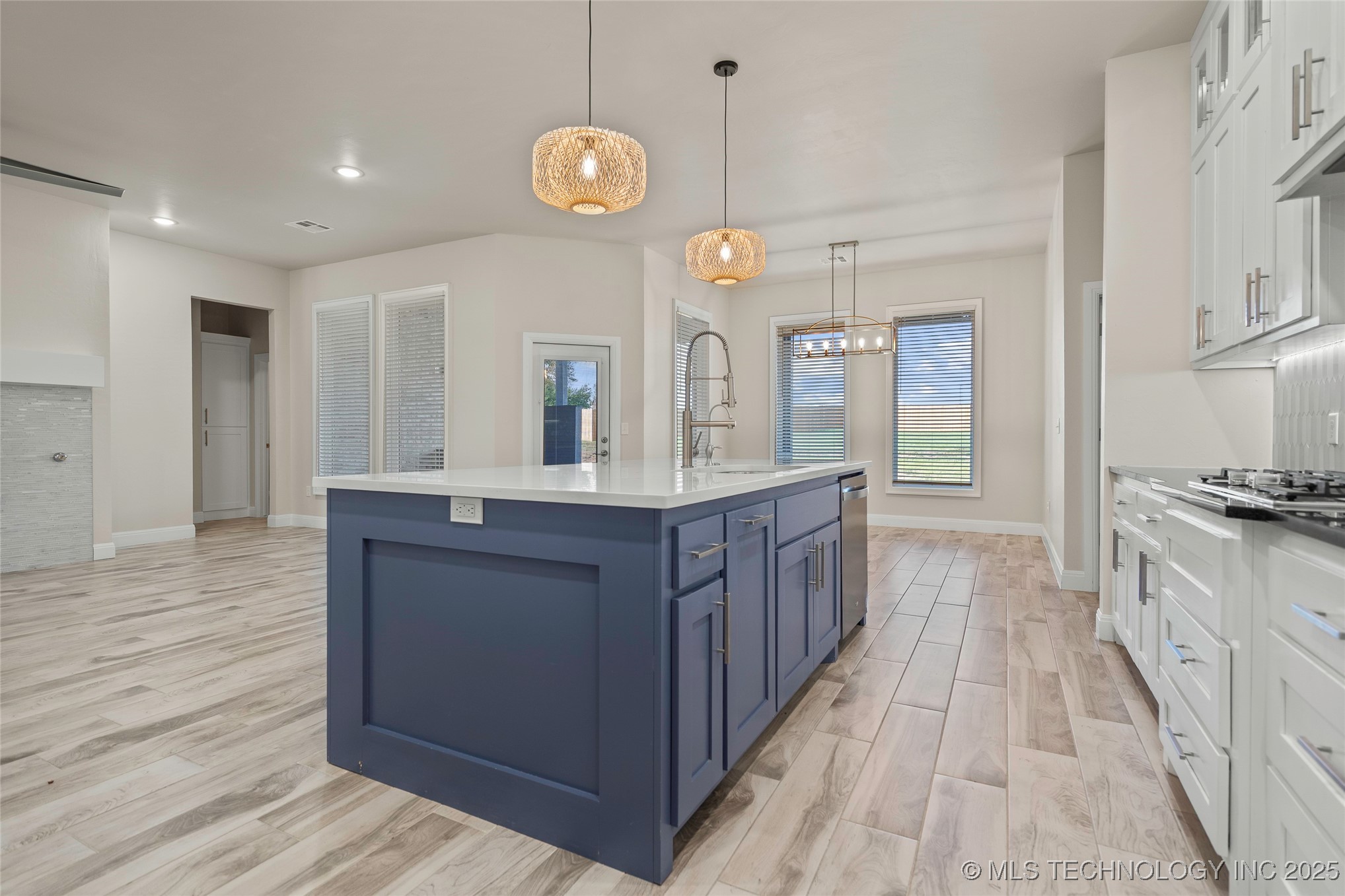 714 Prairie View Road Property Photo 6