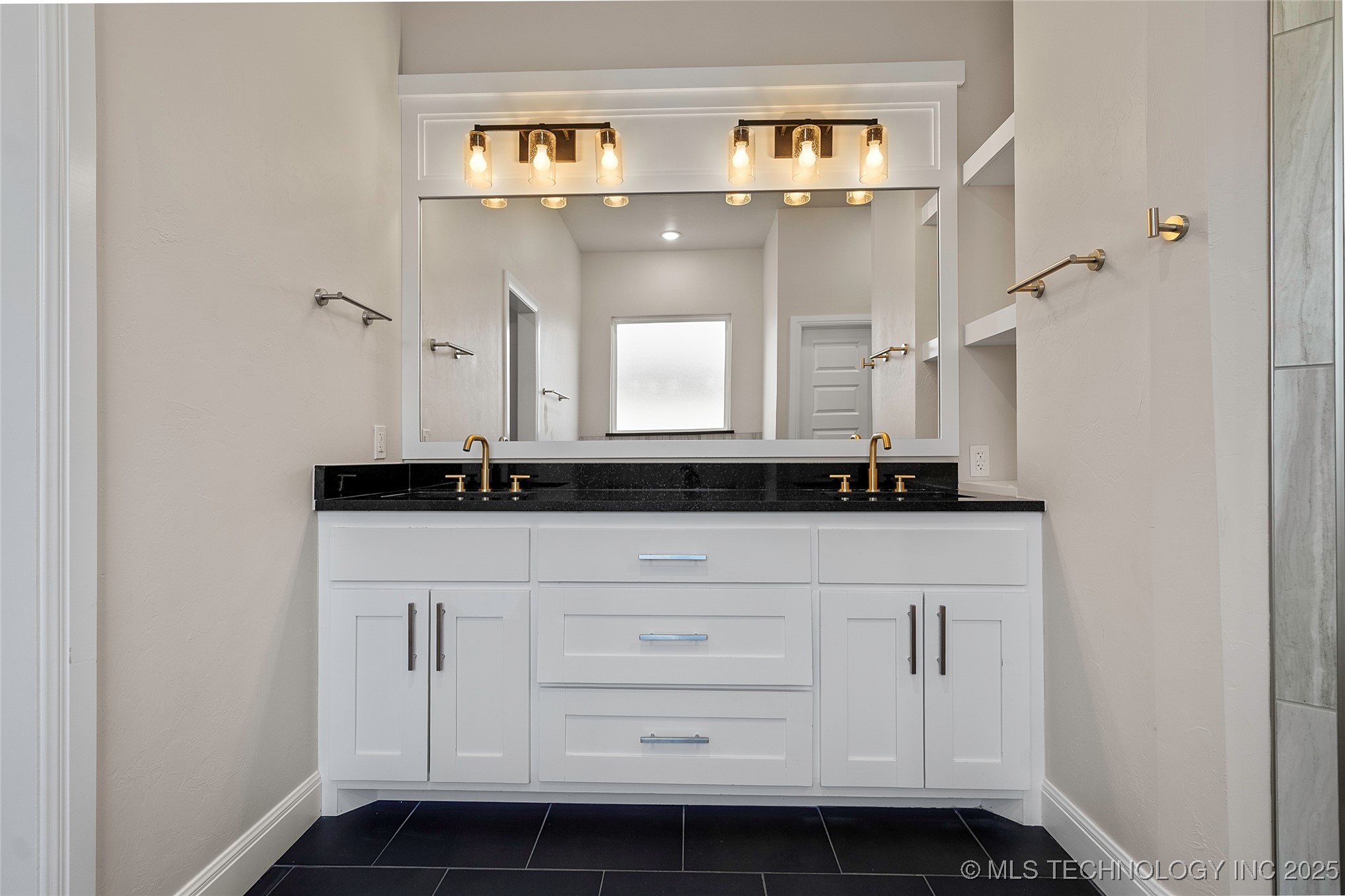 714 Prairie View Road Property Photo 29