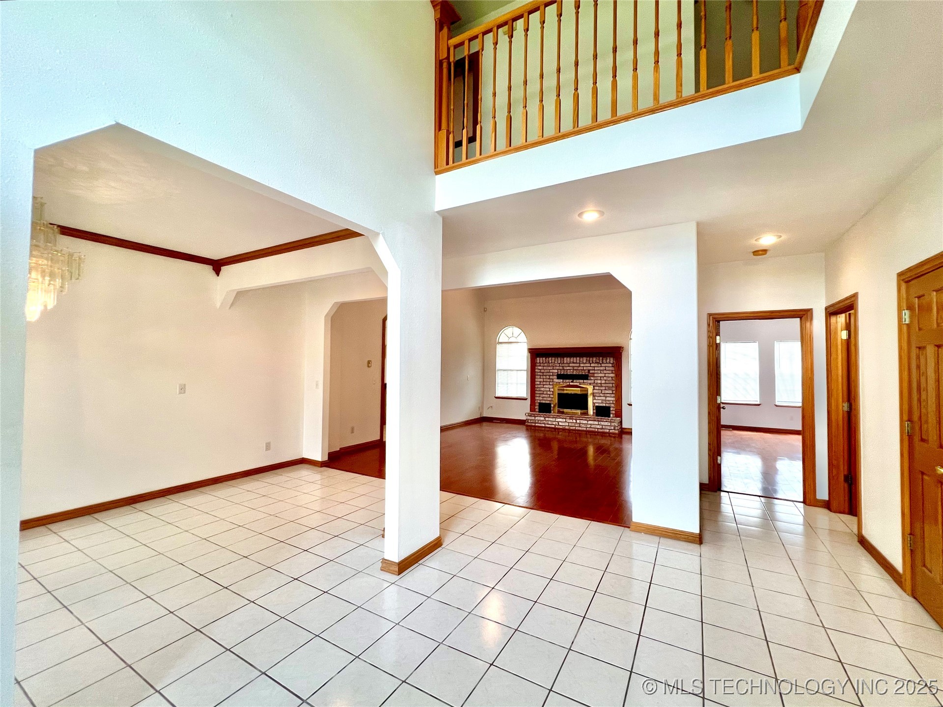 3700 Shefield Avenue Property Photo 5