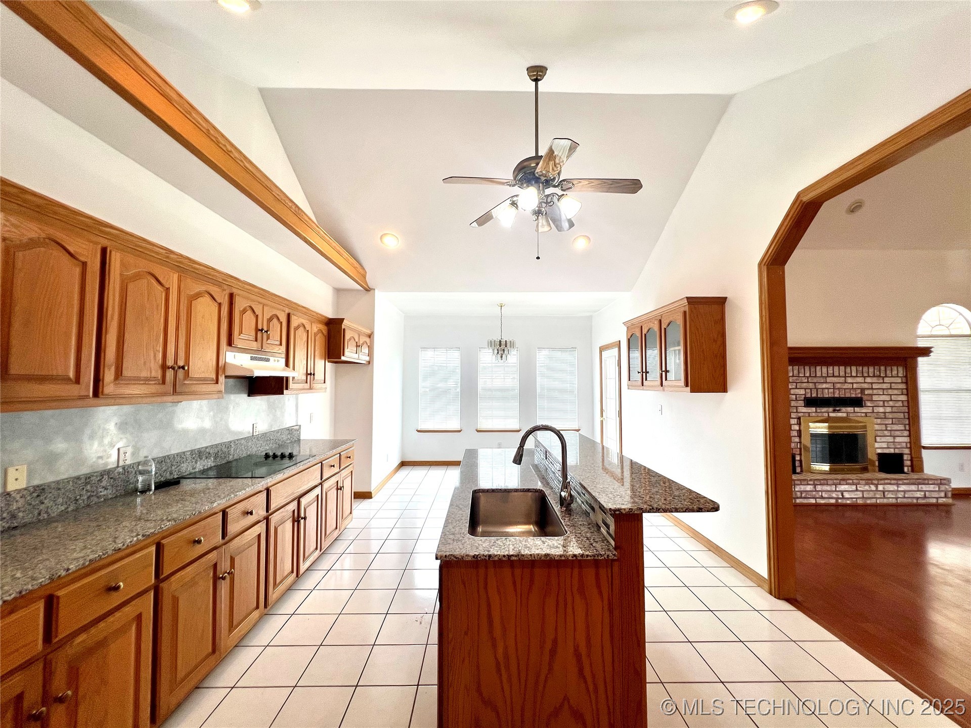 3700 Shefield Avenue Property Photo 19