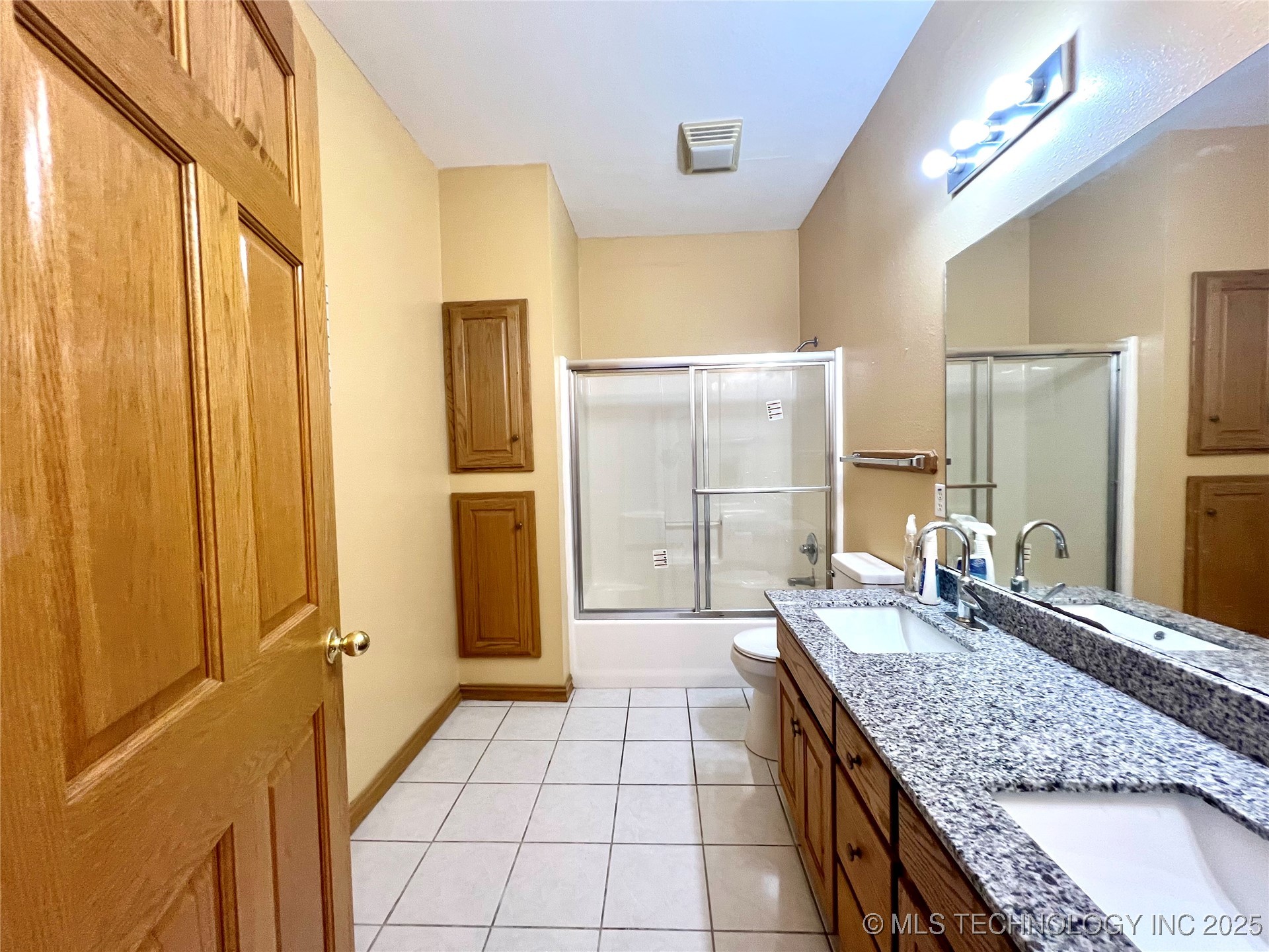 3700 Shefield Avenue Property Photo 24