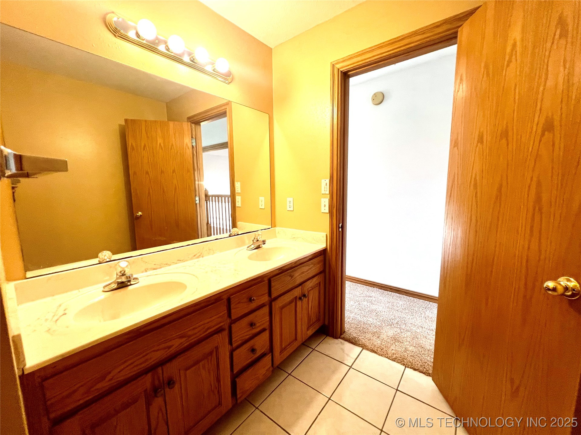 3700 Shefield Avenue Property Photo 42