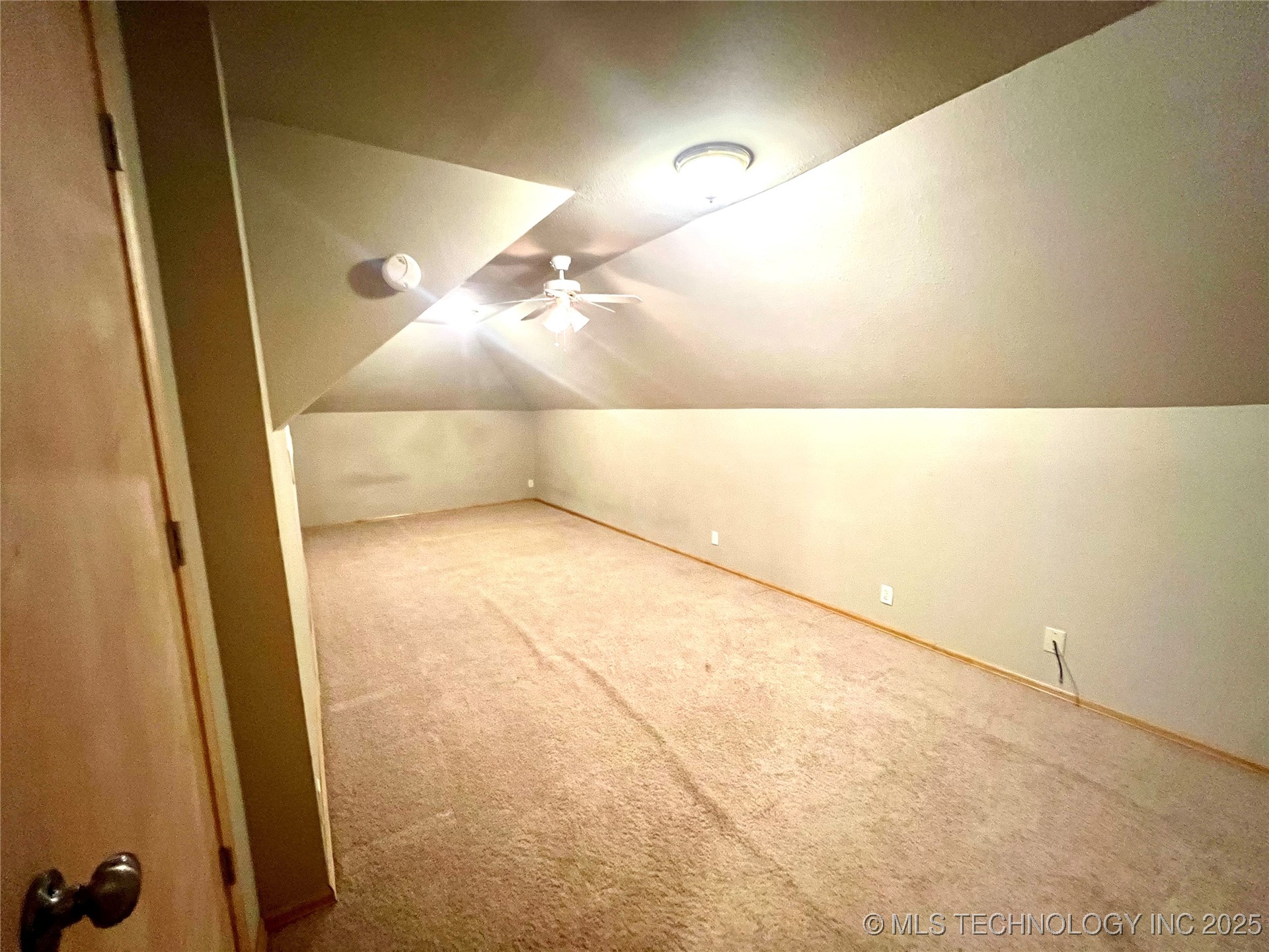 3700 Shefield Avenue Property Photo 43