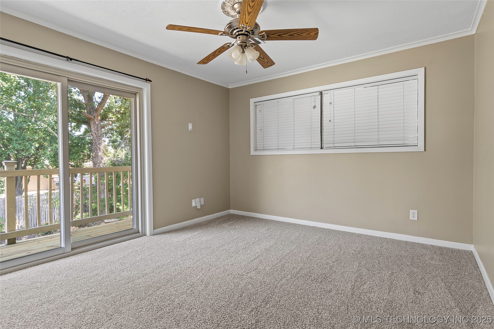 2222 Cloverleaf Place Property Photo 27