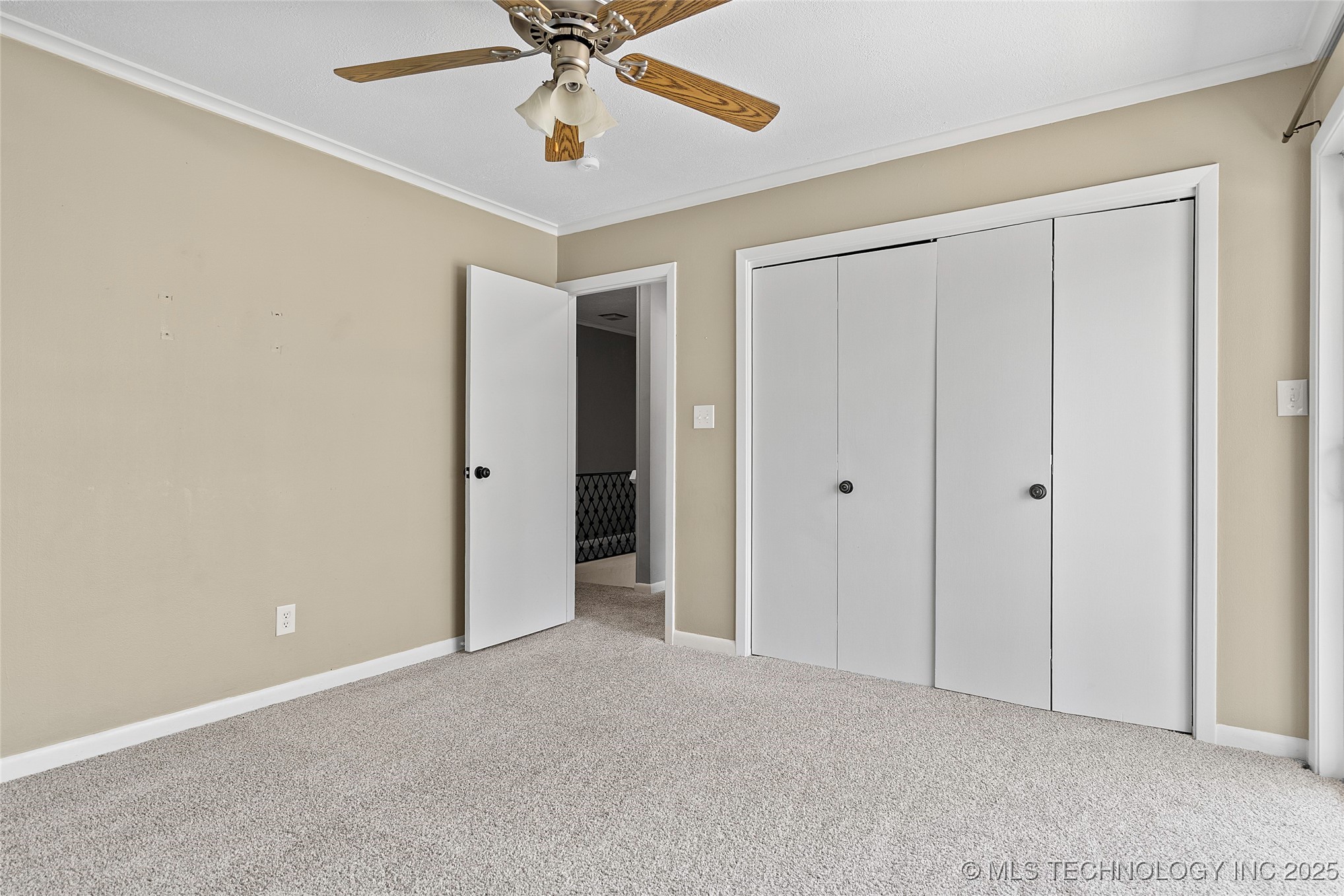 2222 Cloverleaf Place Property Photo 28