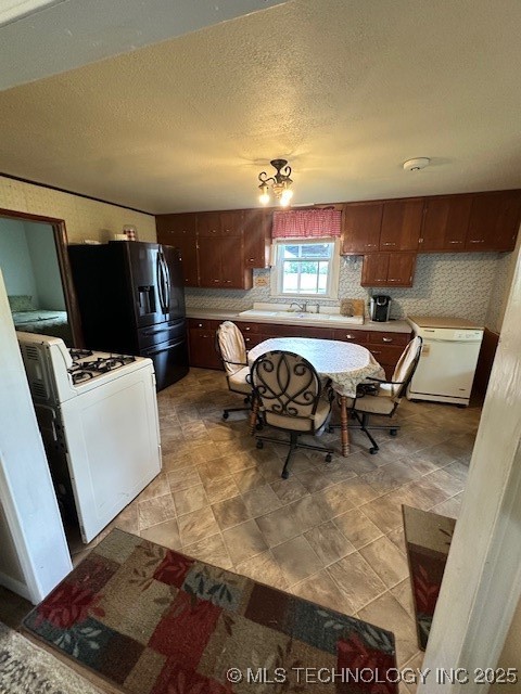 7766 E 135 Property Photo 21