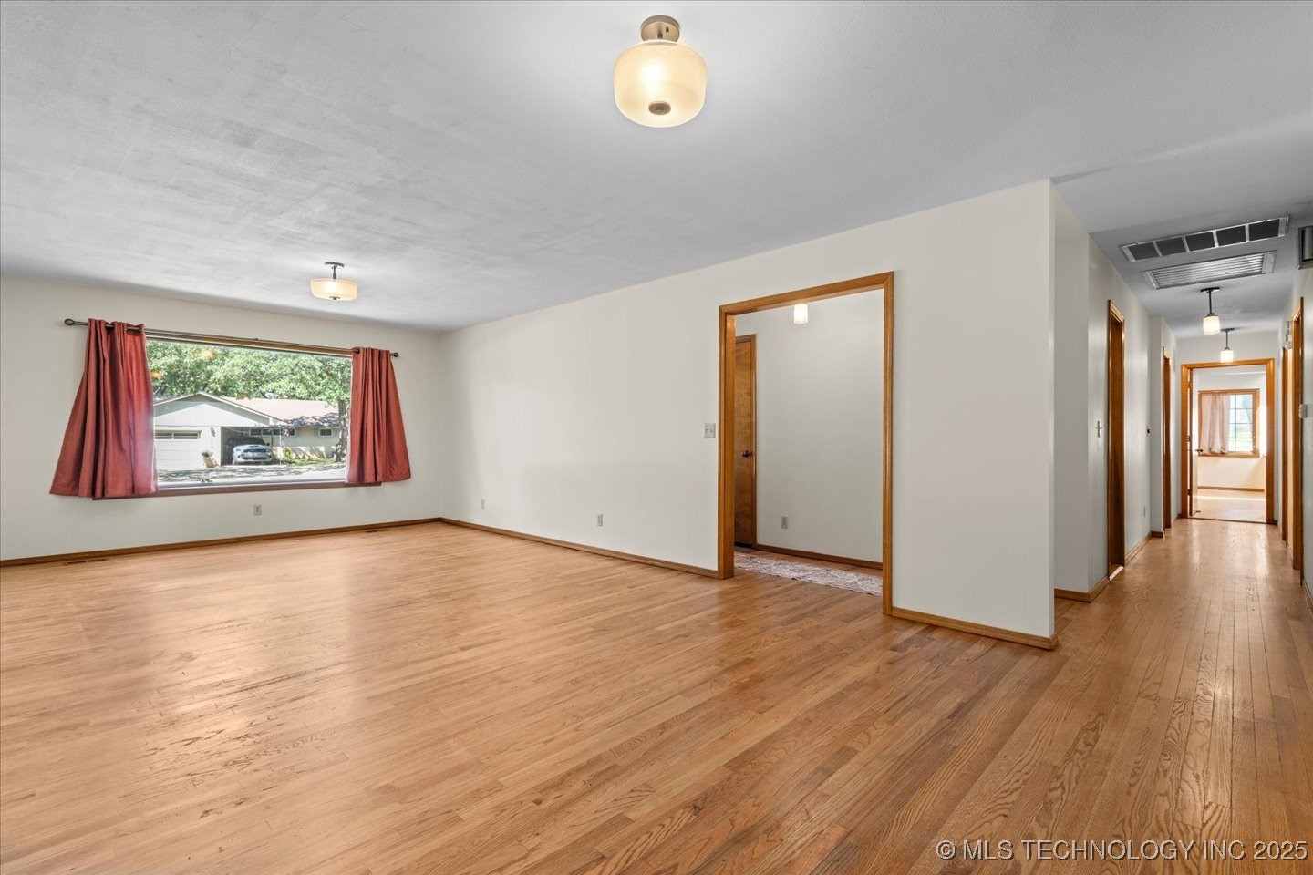 3321 Woodland Road Property Photo 7