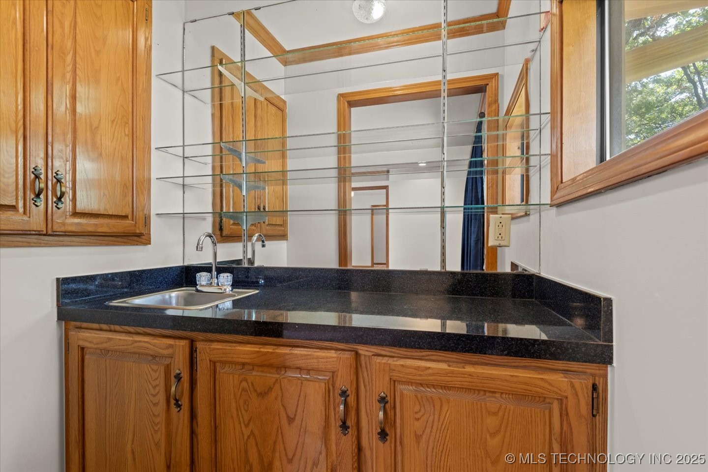 3321 Woodland Road Property Photo 16