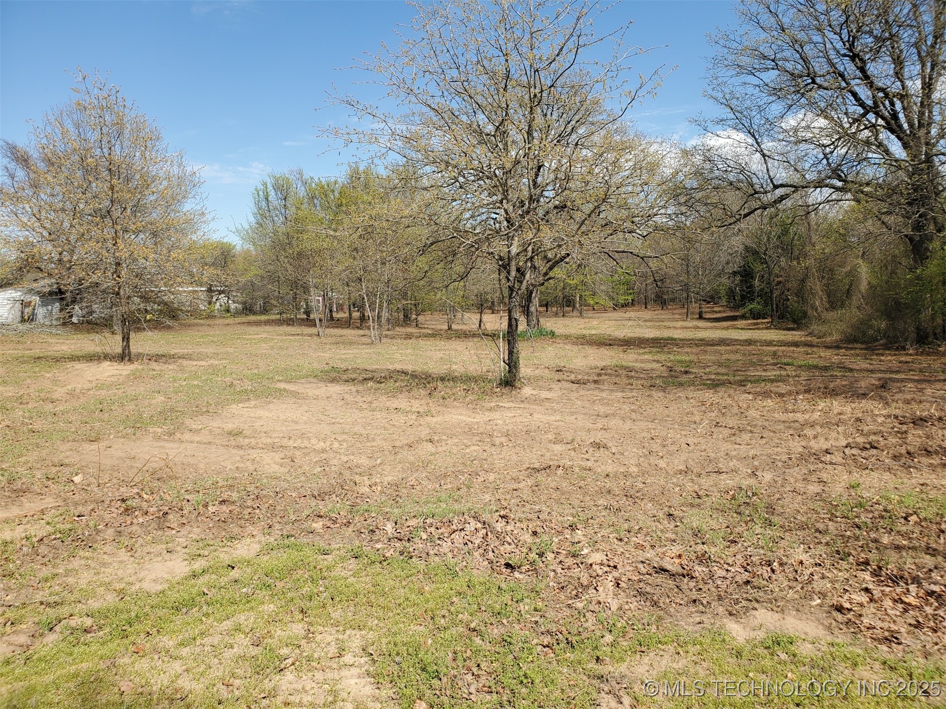 421041 E 1169 Road Property Photo 7