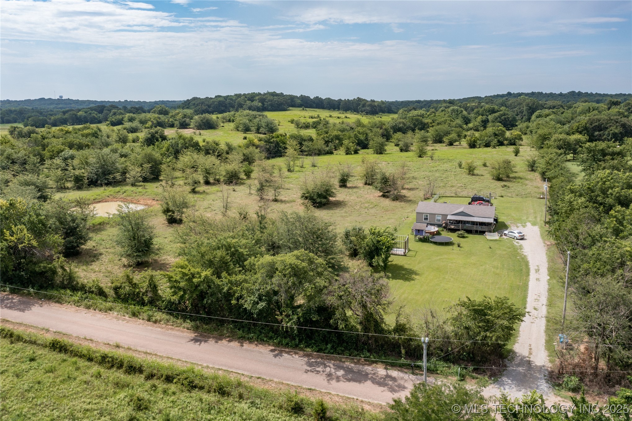 1007 Forest Lane Property Photo 4