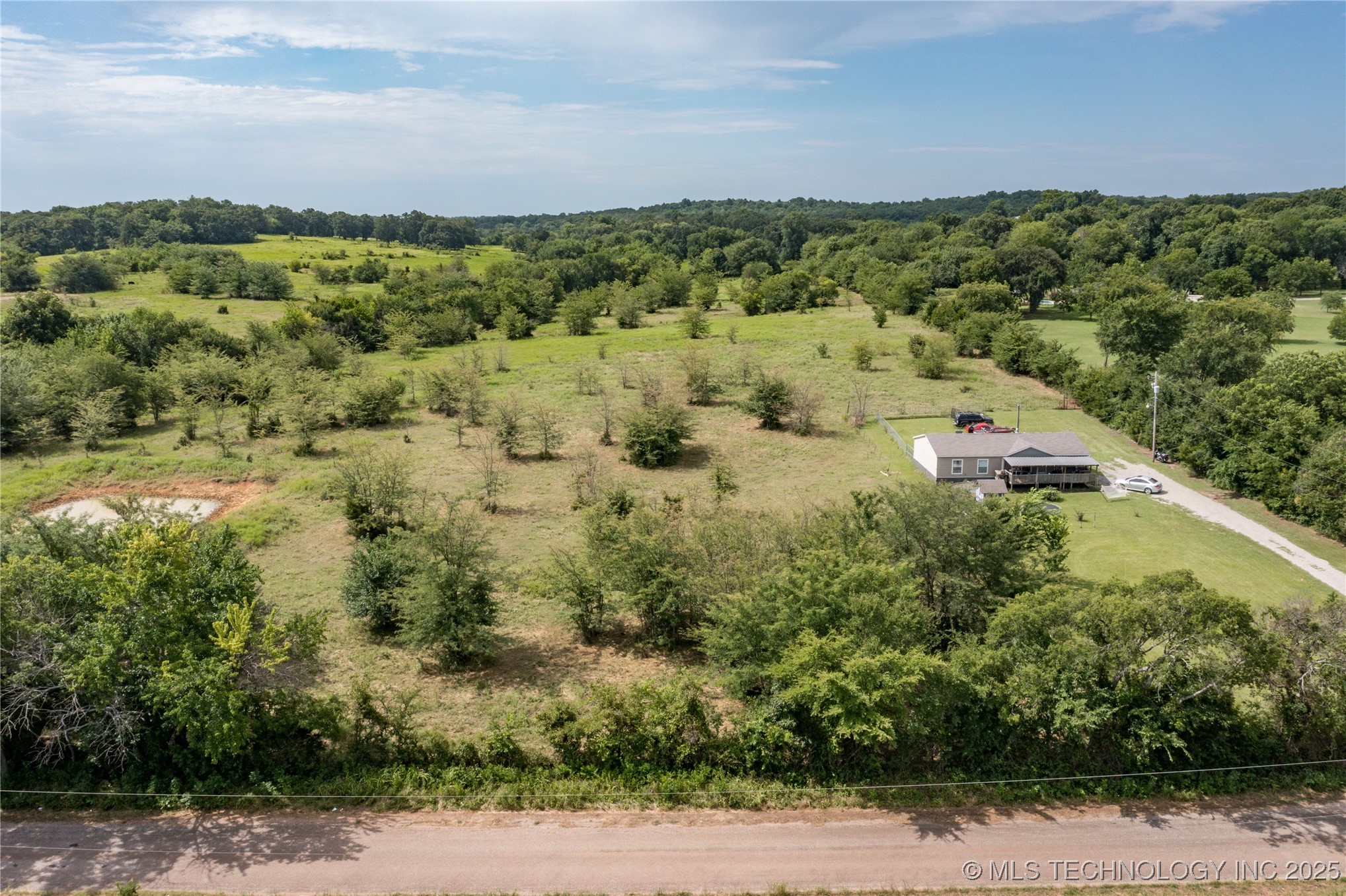 1007 Forest Lane Property Photo 6