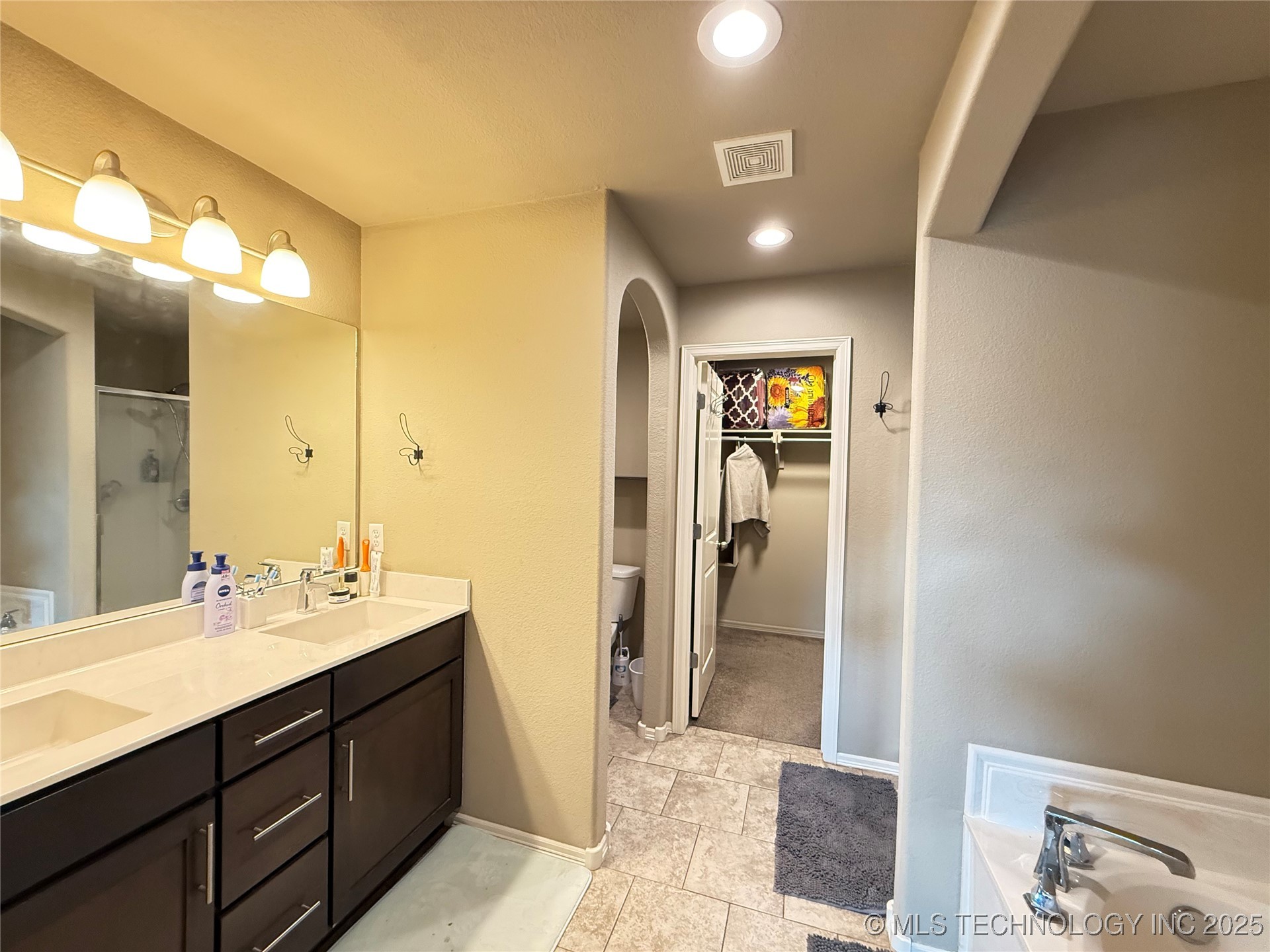 13672 S Kenosha Avenue Property Photo 12