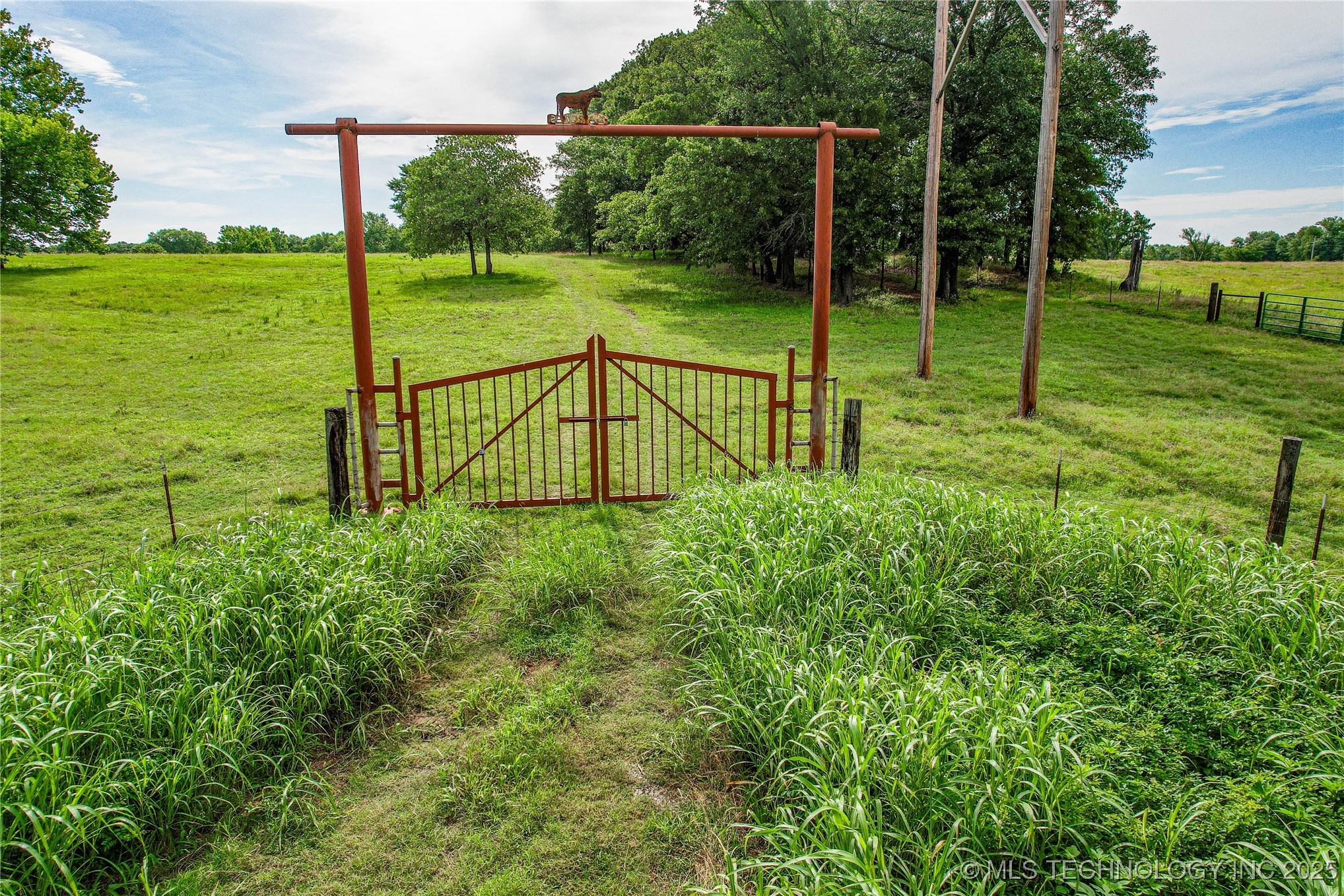 24975 S 305th West Avenue Property Photo 2