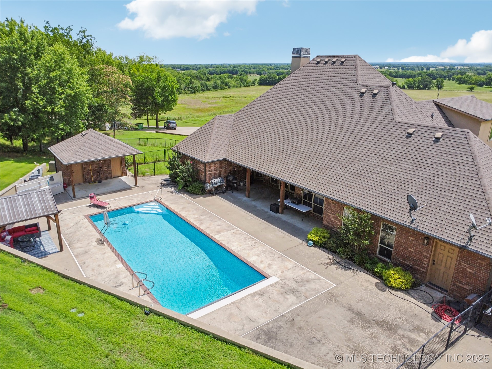 3751 N 427 Road Property Photo 45