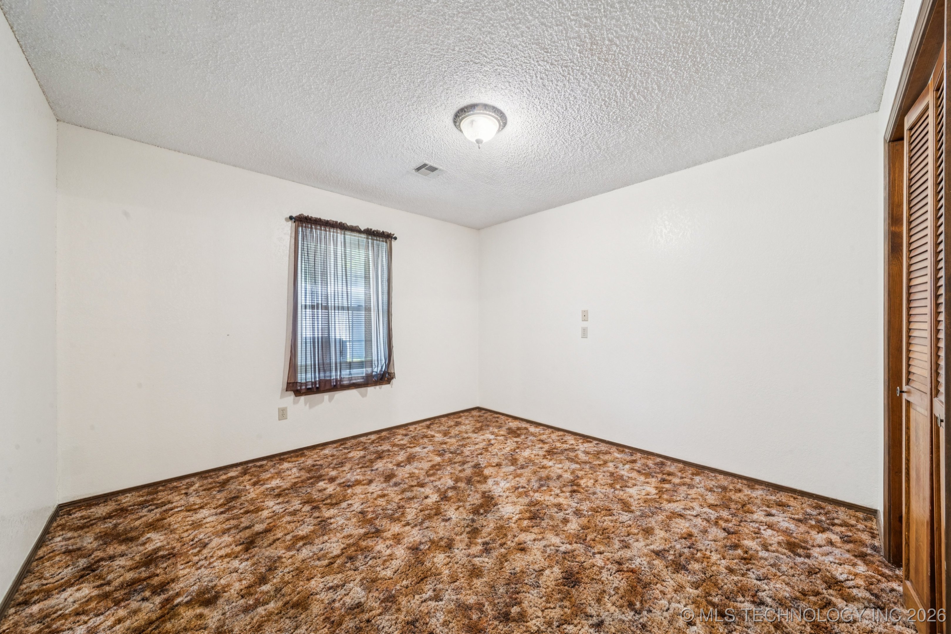 100 S 5th Street Property Photo 20