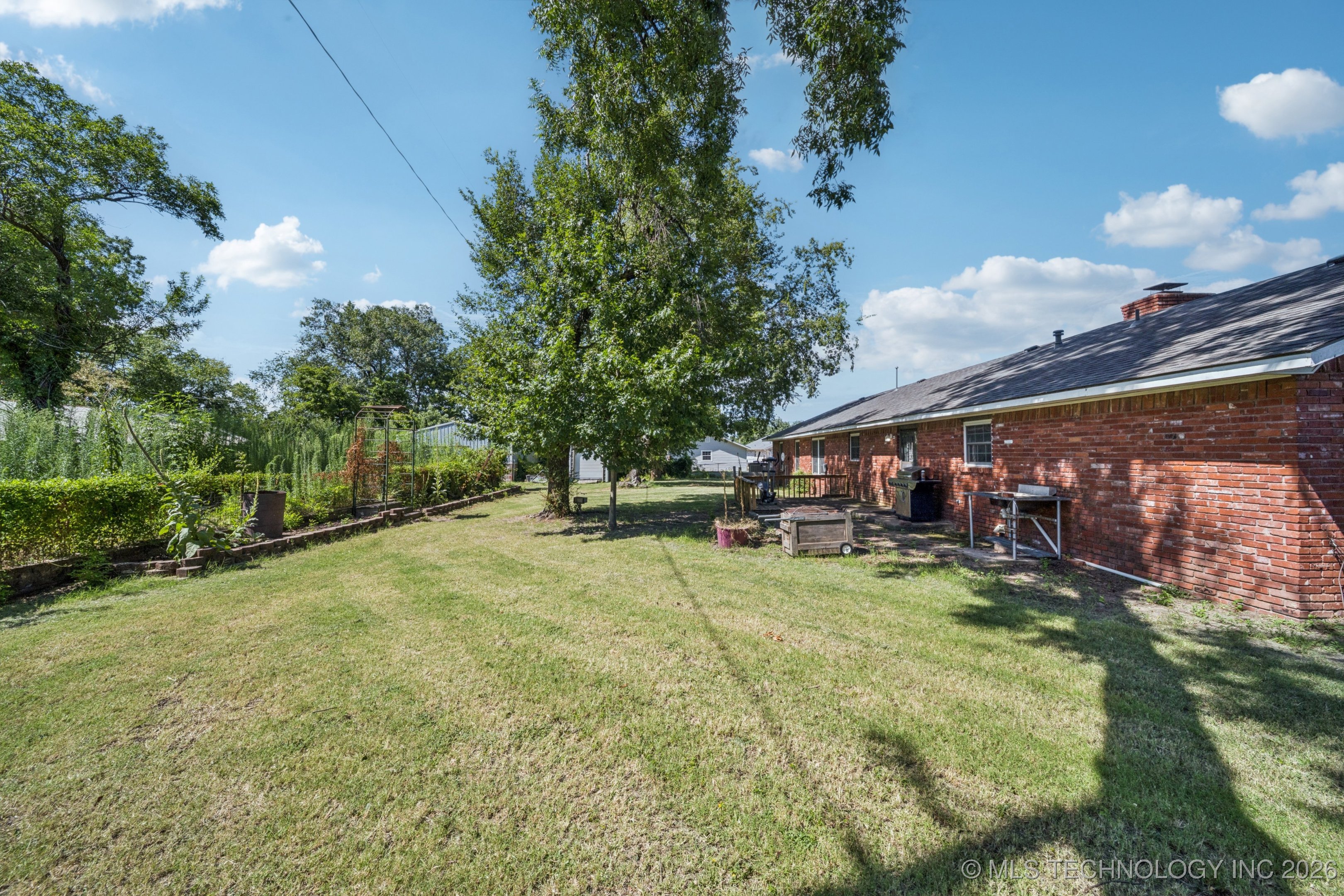 100 S 5th Street Property Photo 25