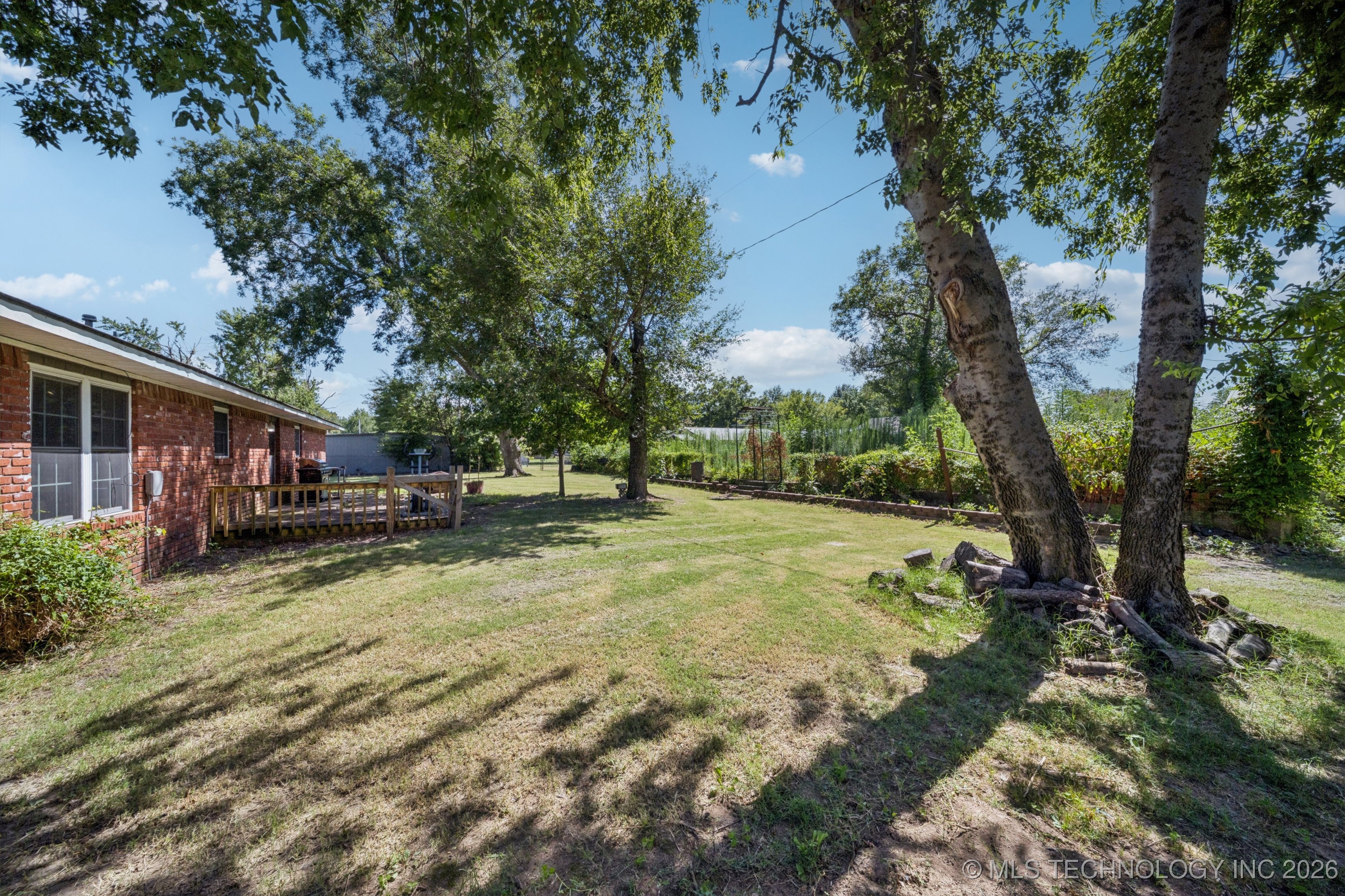 100 S 5th Street Property Photo 27