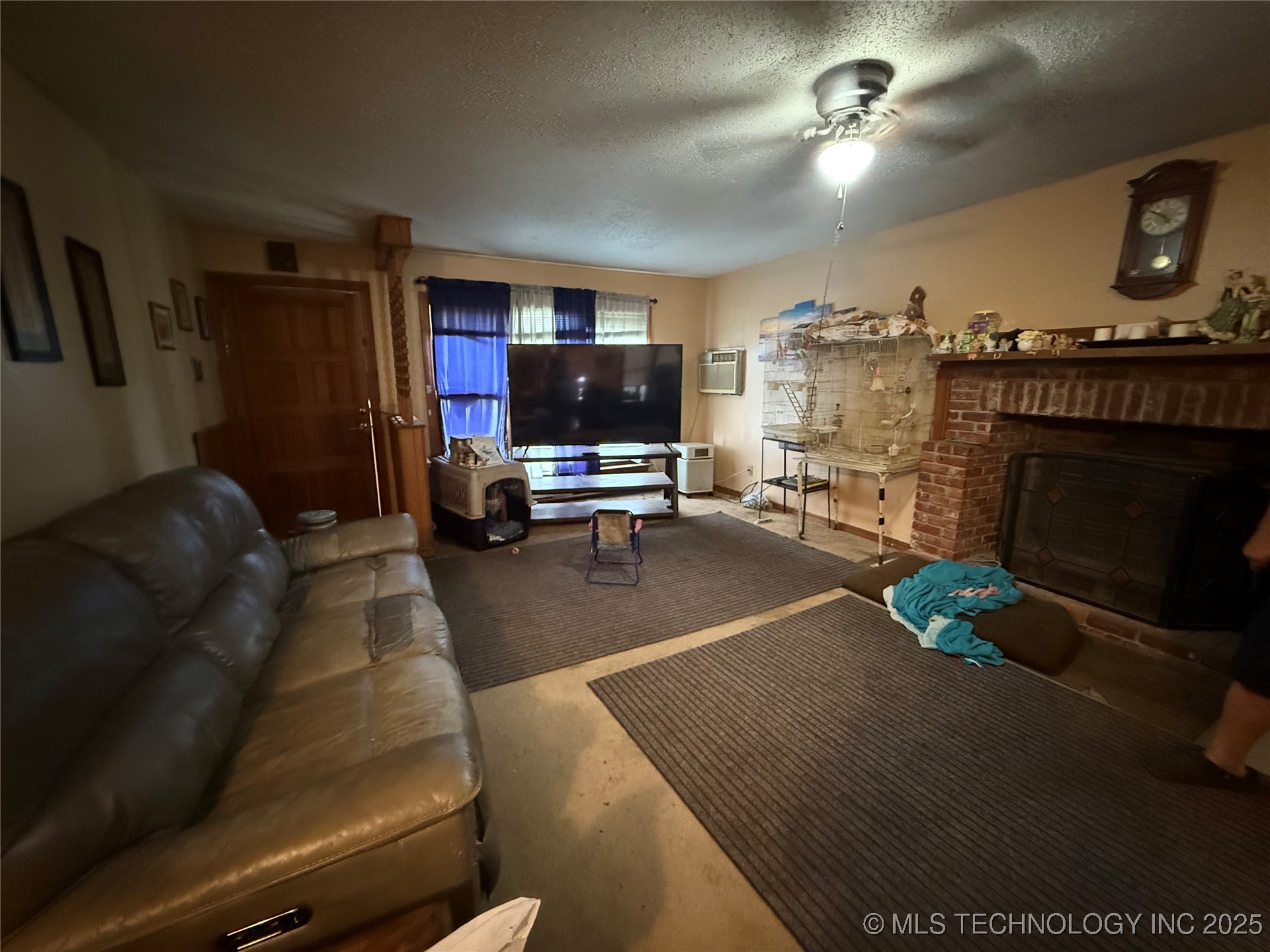 504 2nd Street Property Photo 3