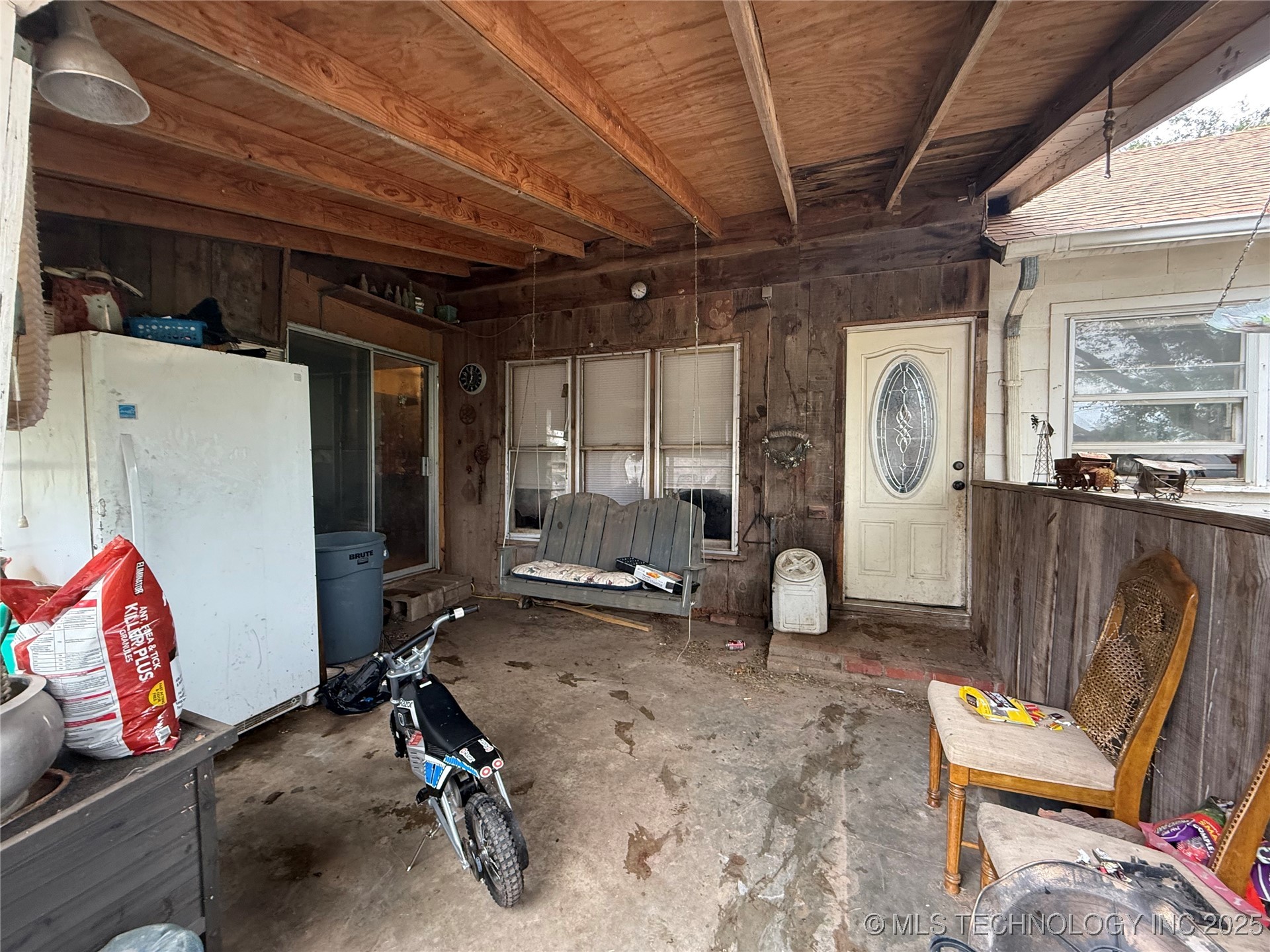 504 2nd Street Property Photo 9