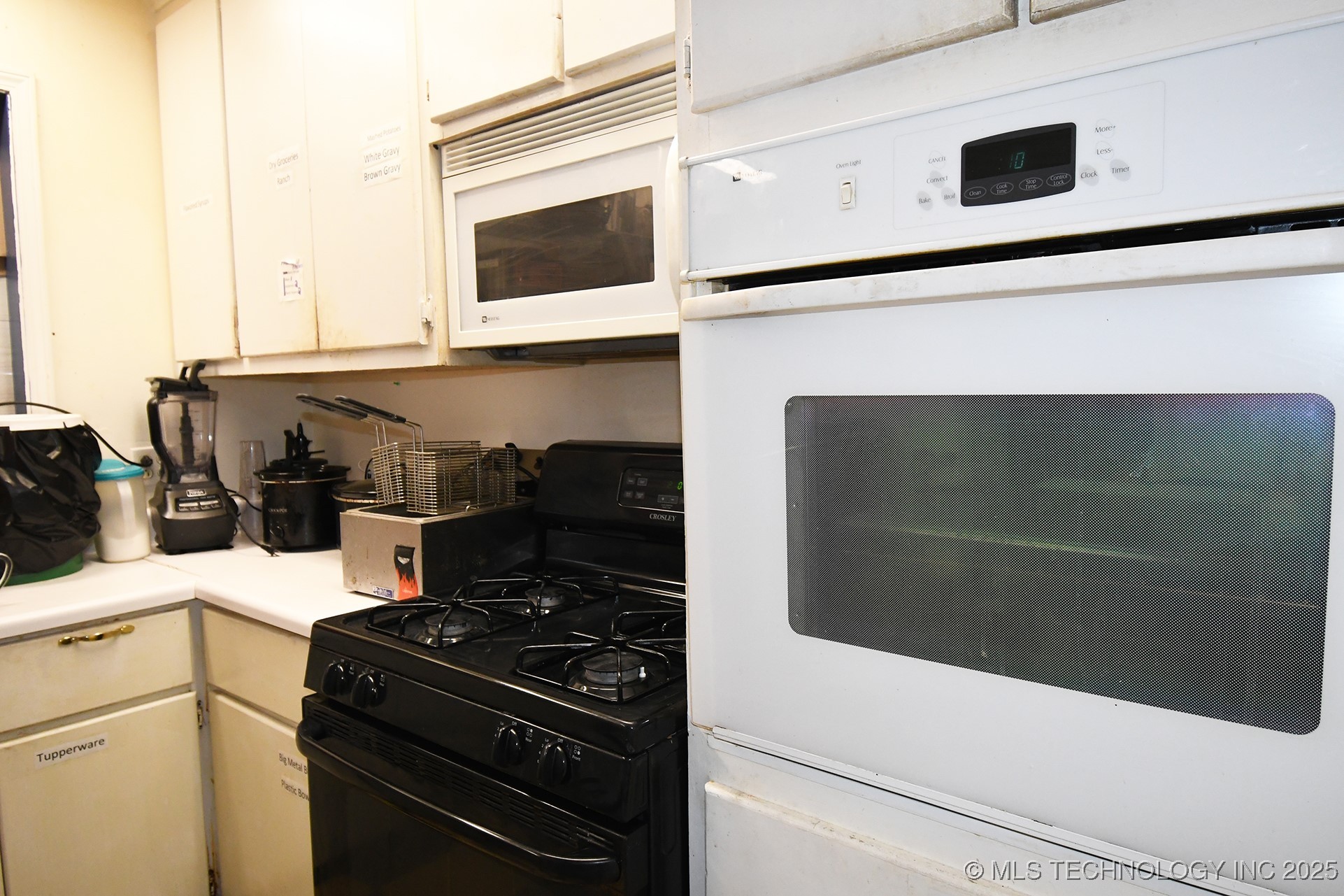 513 E Schley Street Property Photo 30