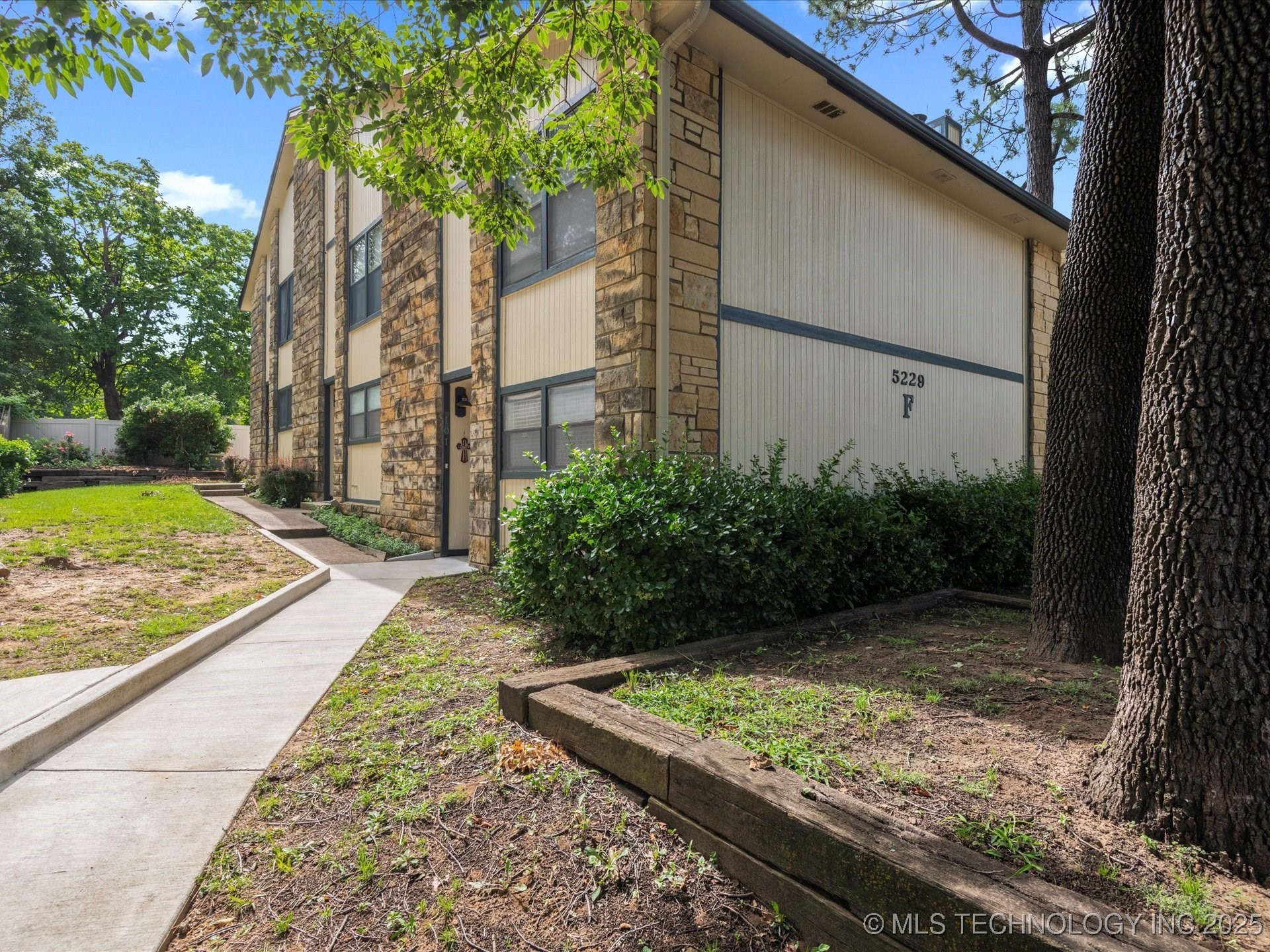 5229 Nowata Road F101 Property Photo 2