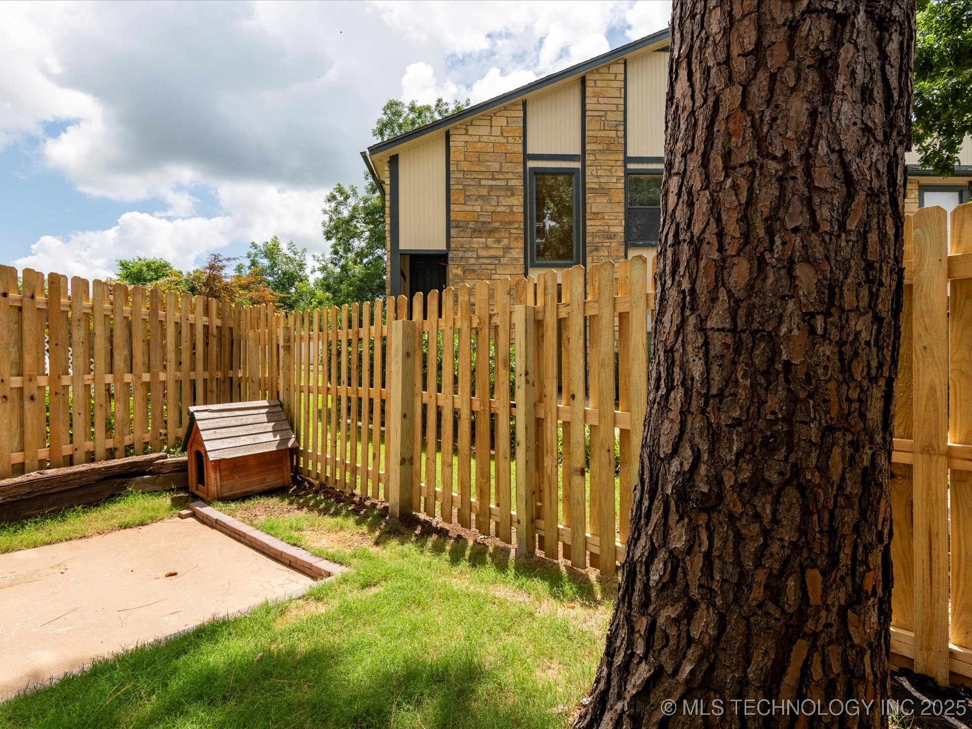 5229 Nowata Road F101 Property Photo 4