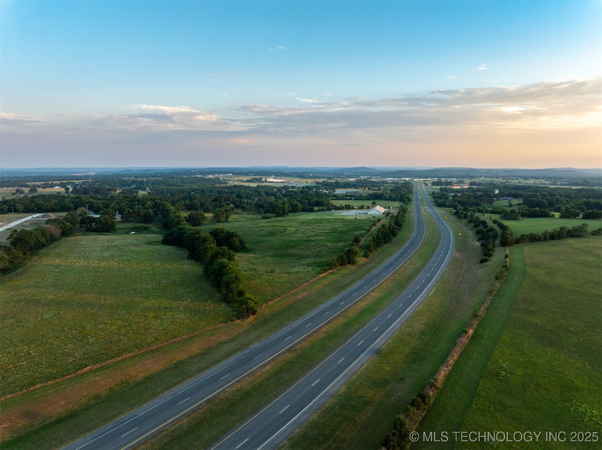 20 W Grandview Road Property Photo 5