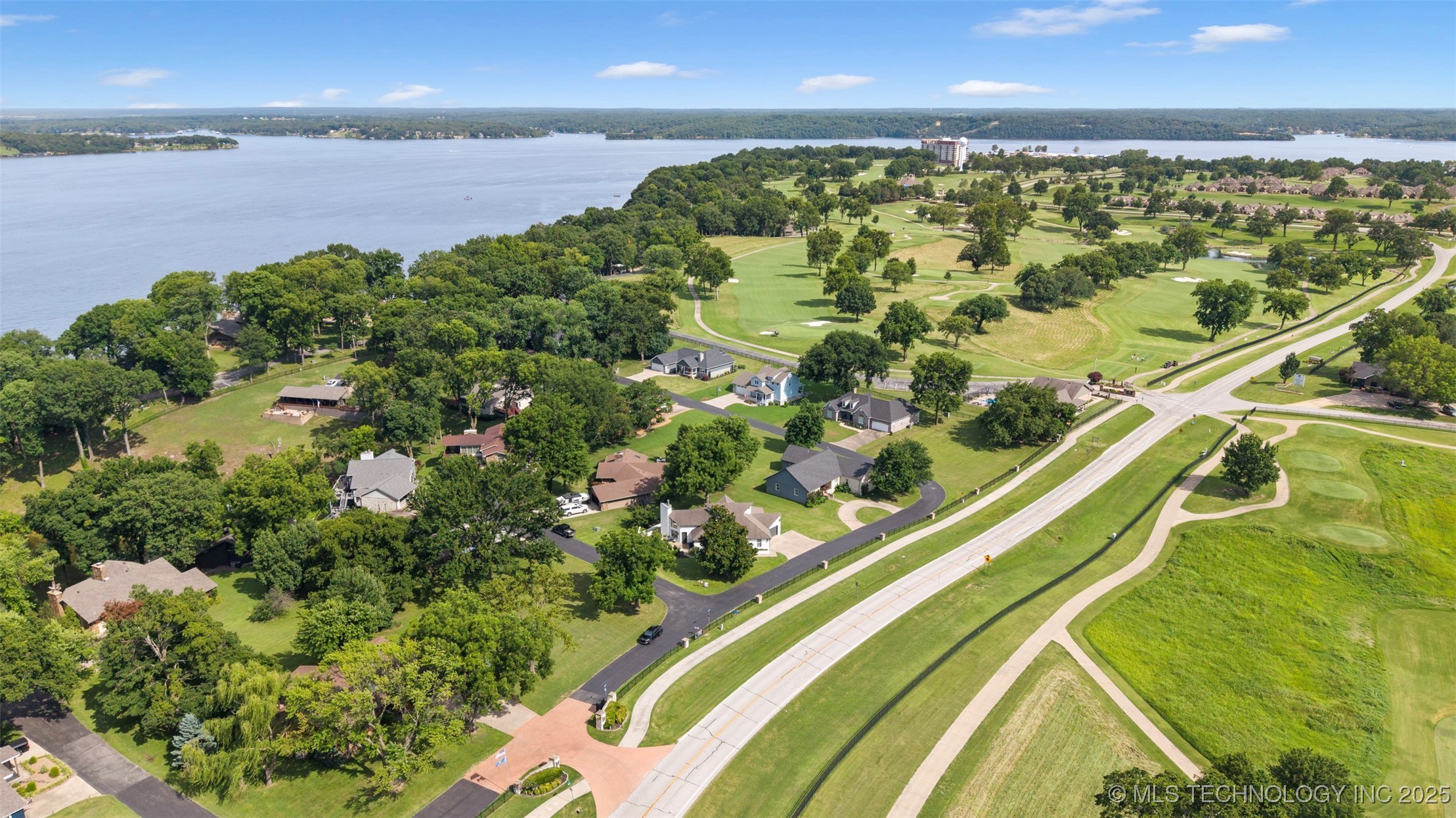 56901 E Walnut Property Photo 6